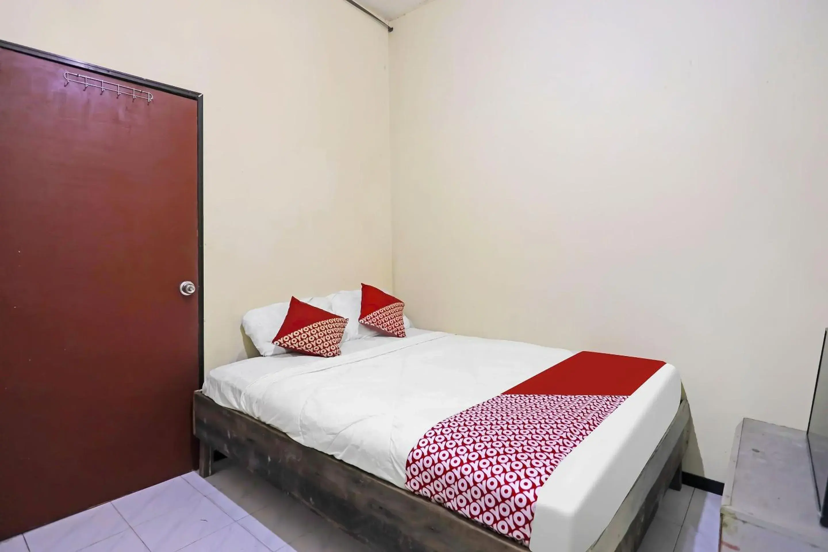 Bedroom, Bed in Hotel O Kartika Guest House SyariahNearPantai Stres Bedroom, Bed in Hotel O Kartika Guest House SyariahNearPantai Stres