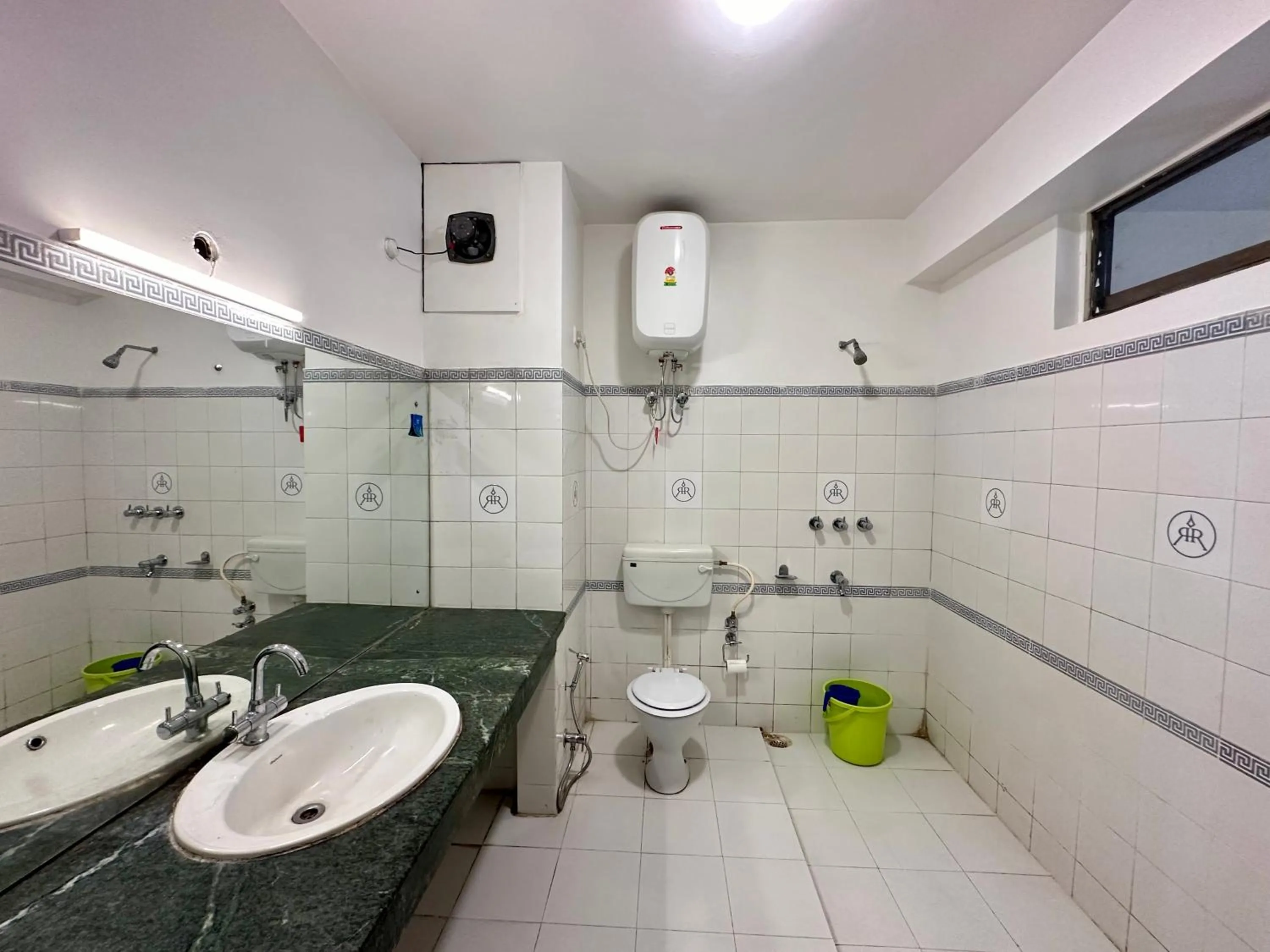 Bathroom in HOTEL RENDEZVOUS