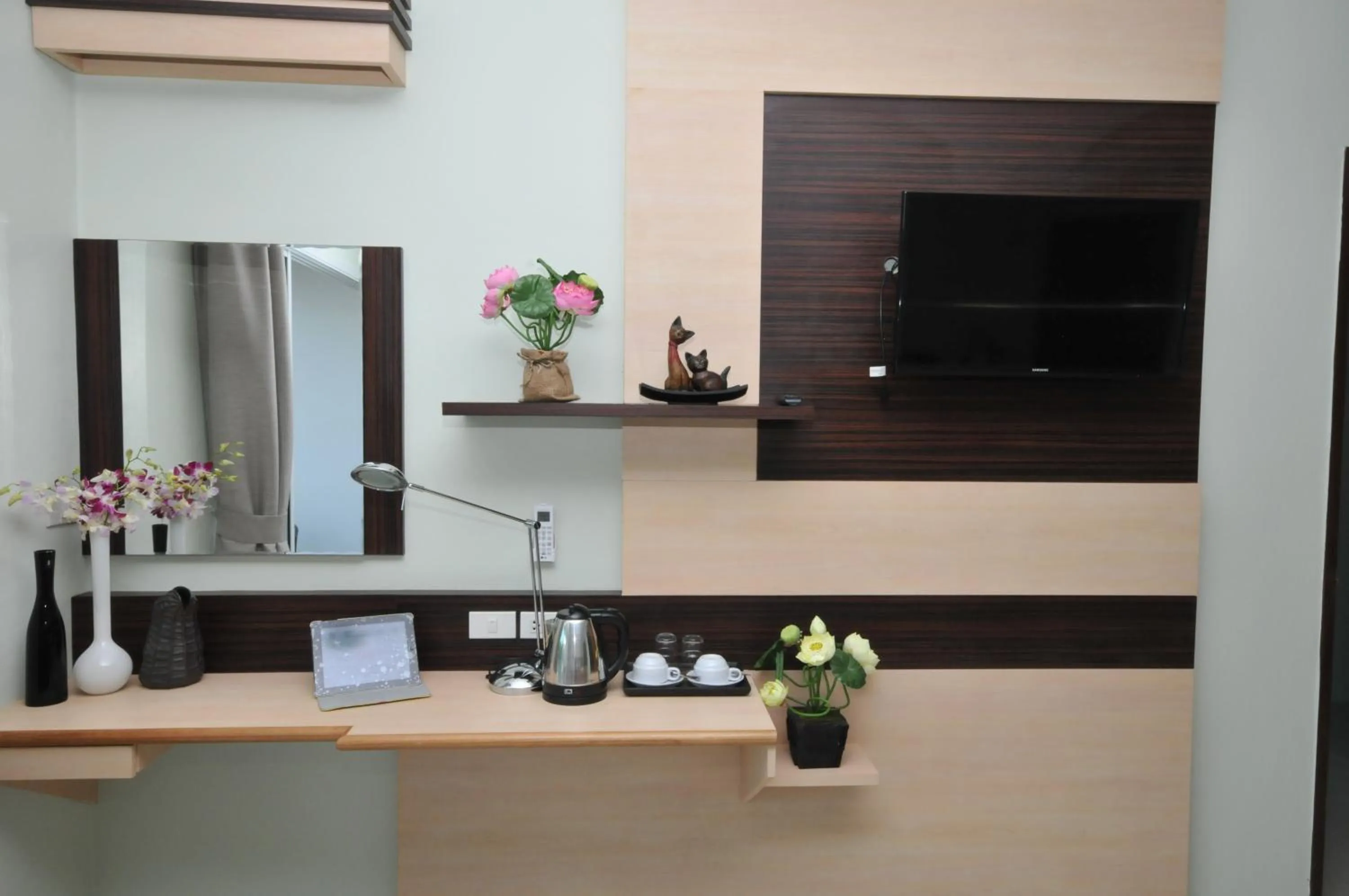 Decorative detail in AM Surin Place - SHA Extra Plus