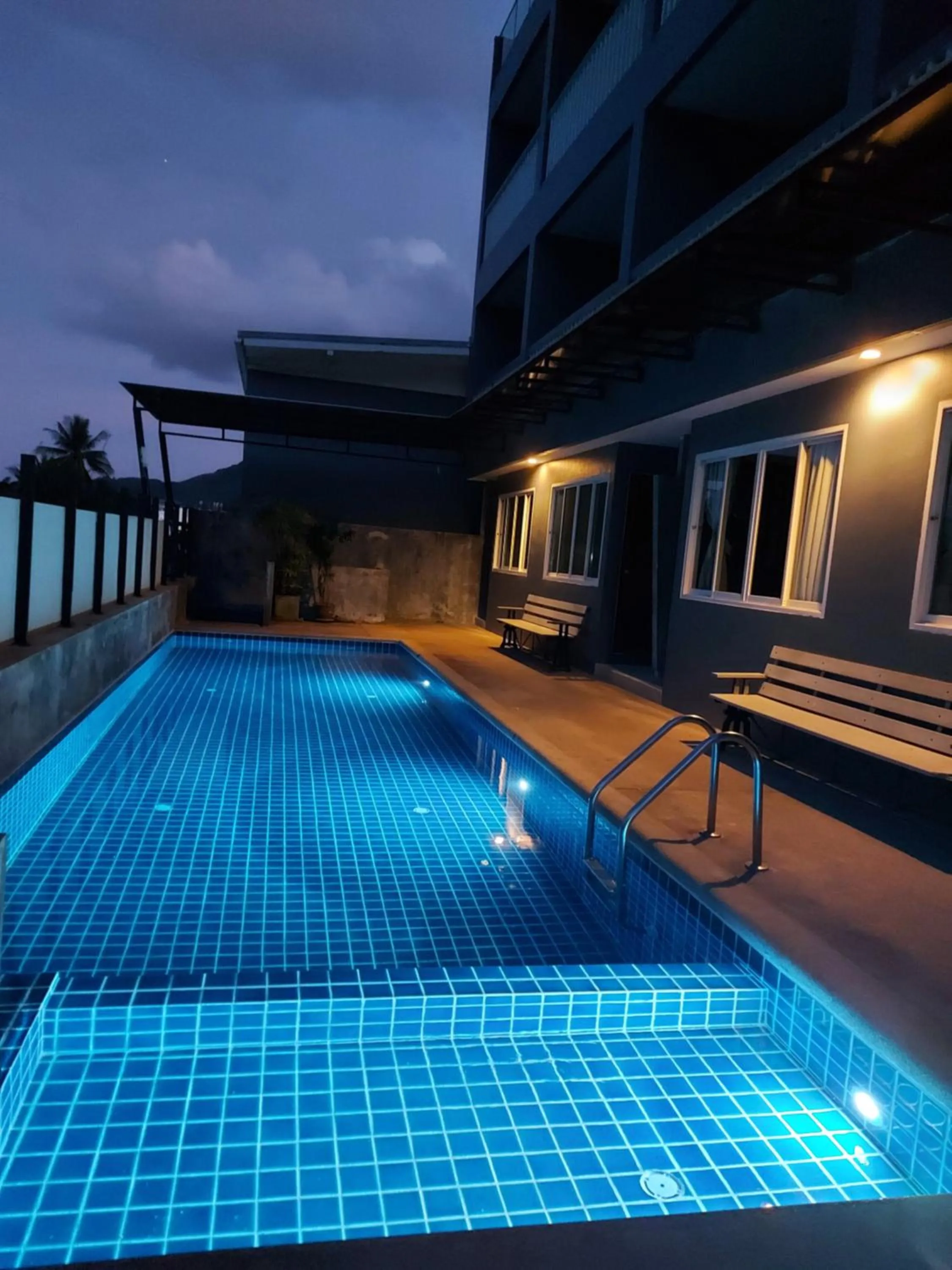 Night in AM Surin Place - SHA Extra Plus