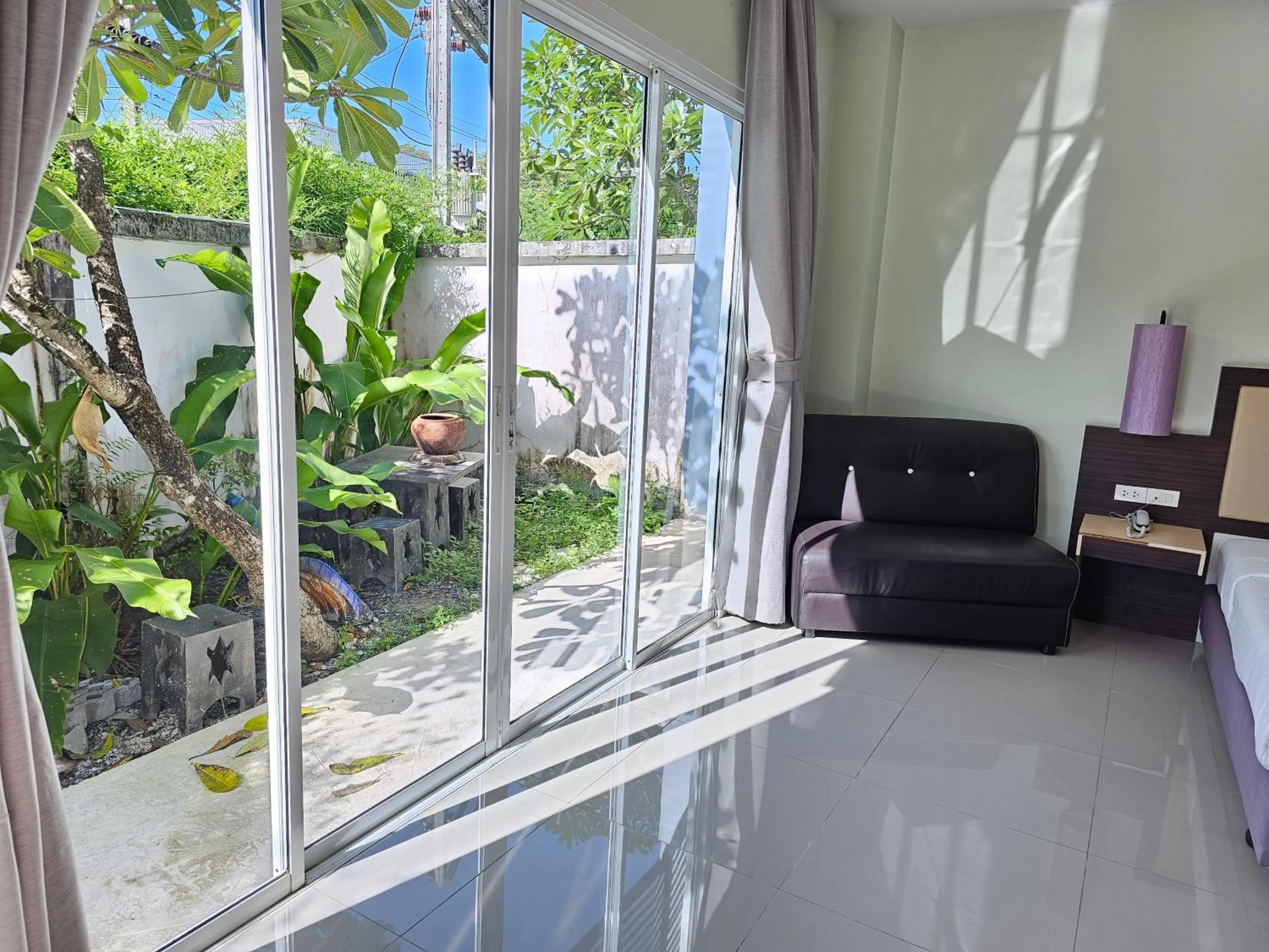 Garden in AM Surin Place - SHA Extra Plus