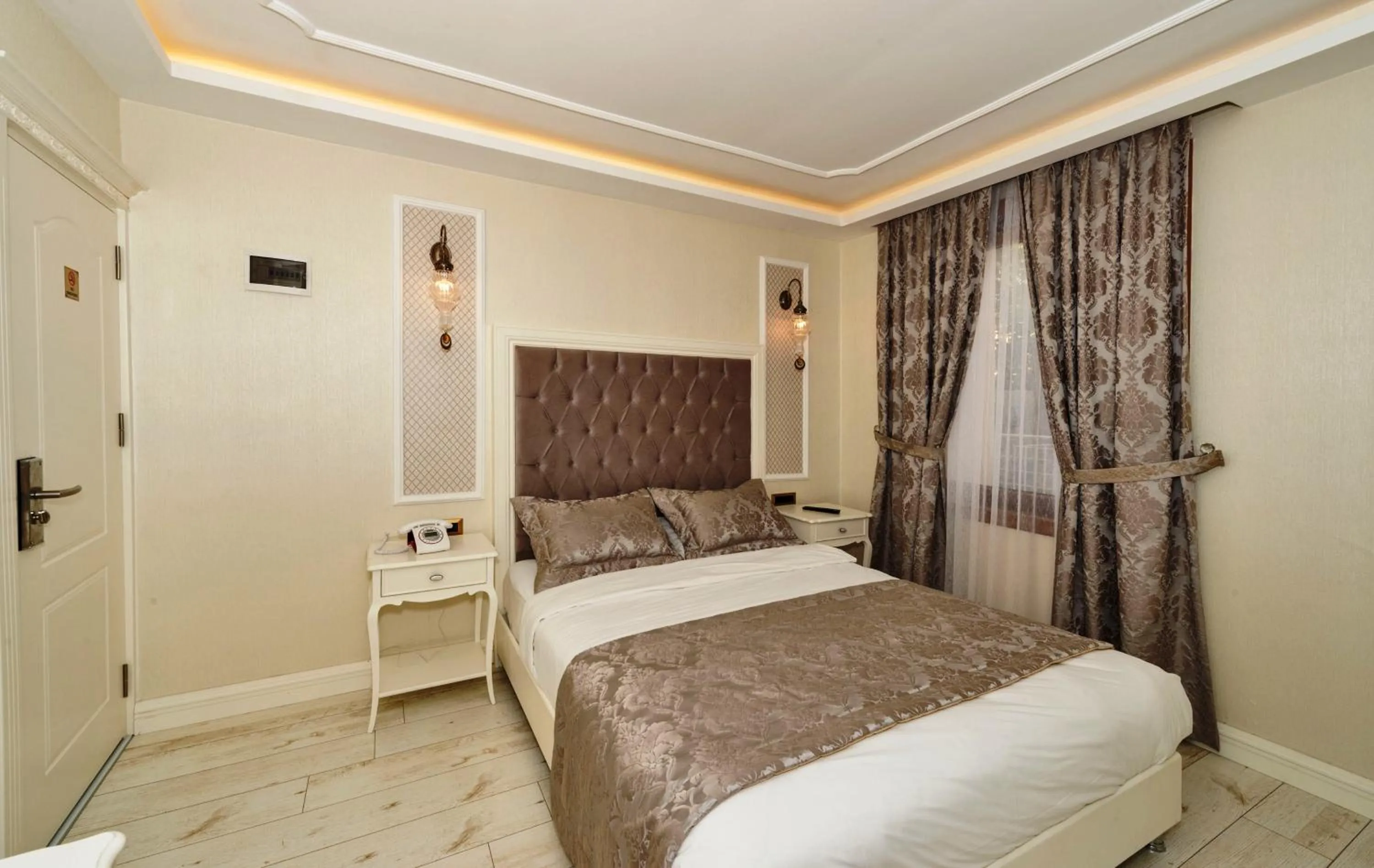 Bedroom, Bed in Zeynep Sultan Hotel