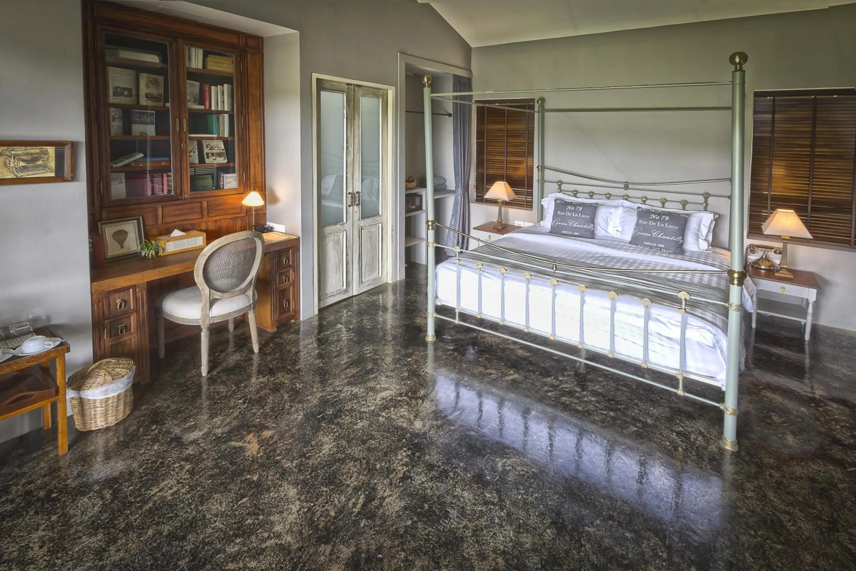 Photo of the whole room, Bed in Reverie Siam