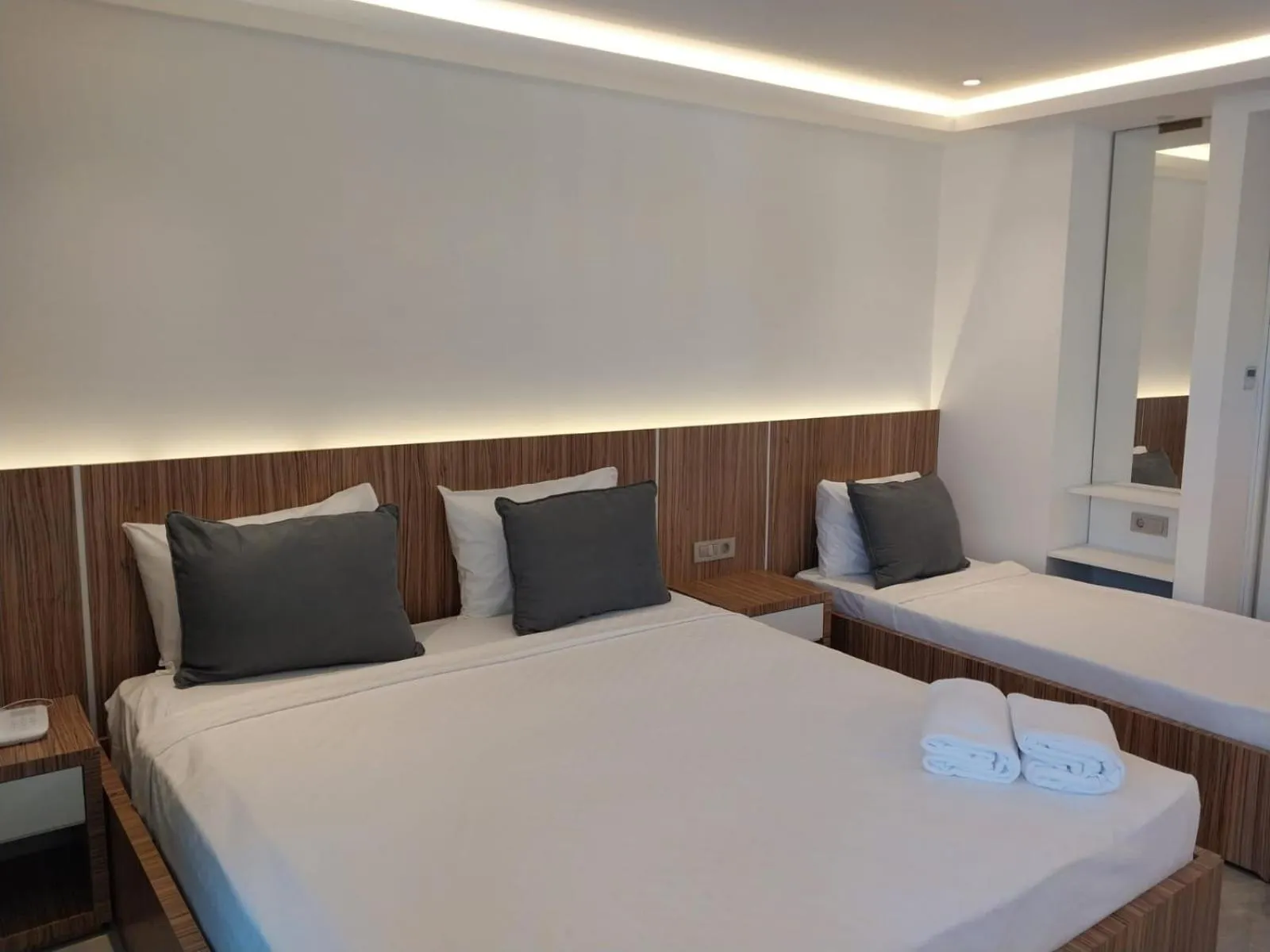 Photo of the whole room in Selluka