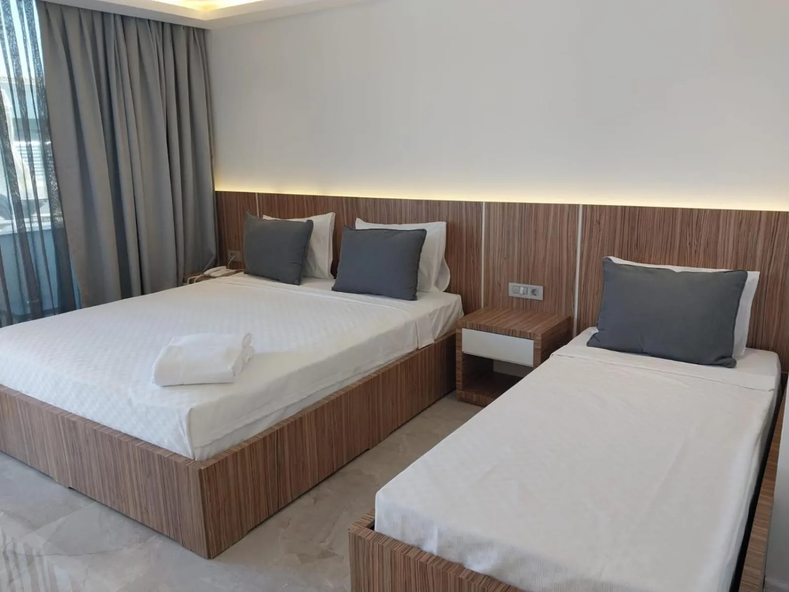 Photo of the whole room in Selluka