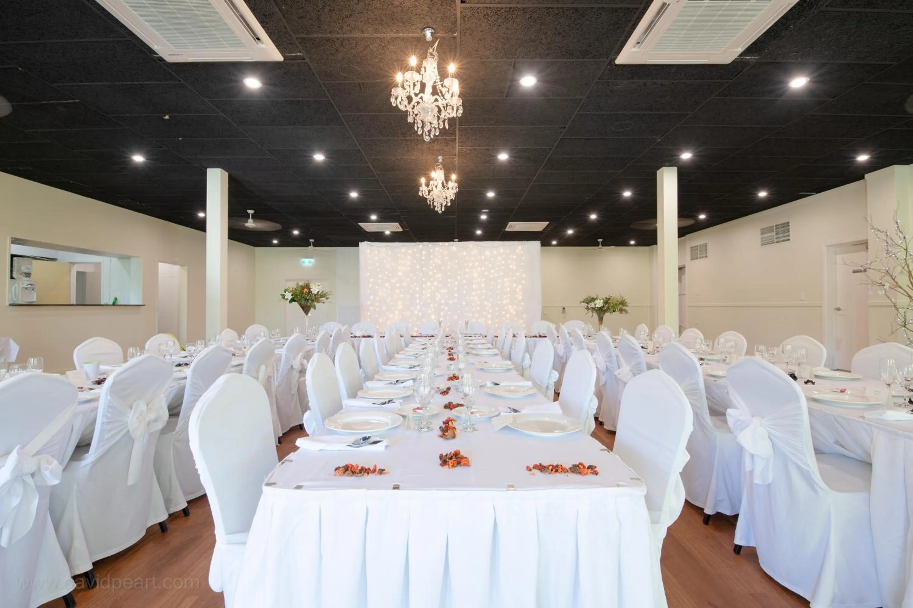 wedding in Amaroo On Mandalay, Magnetic Island