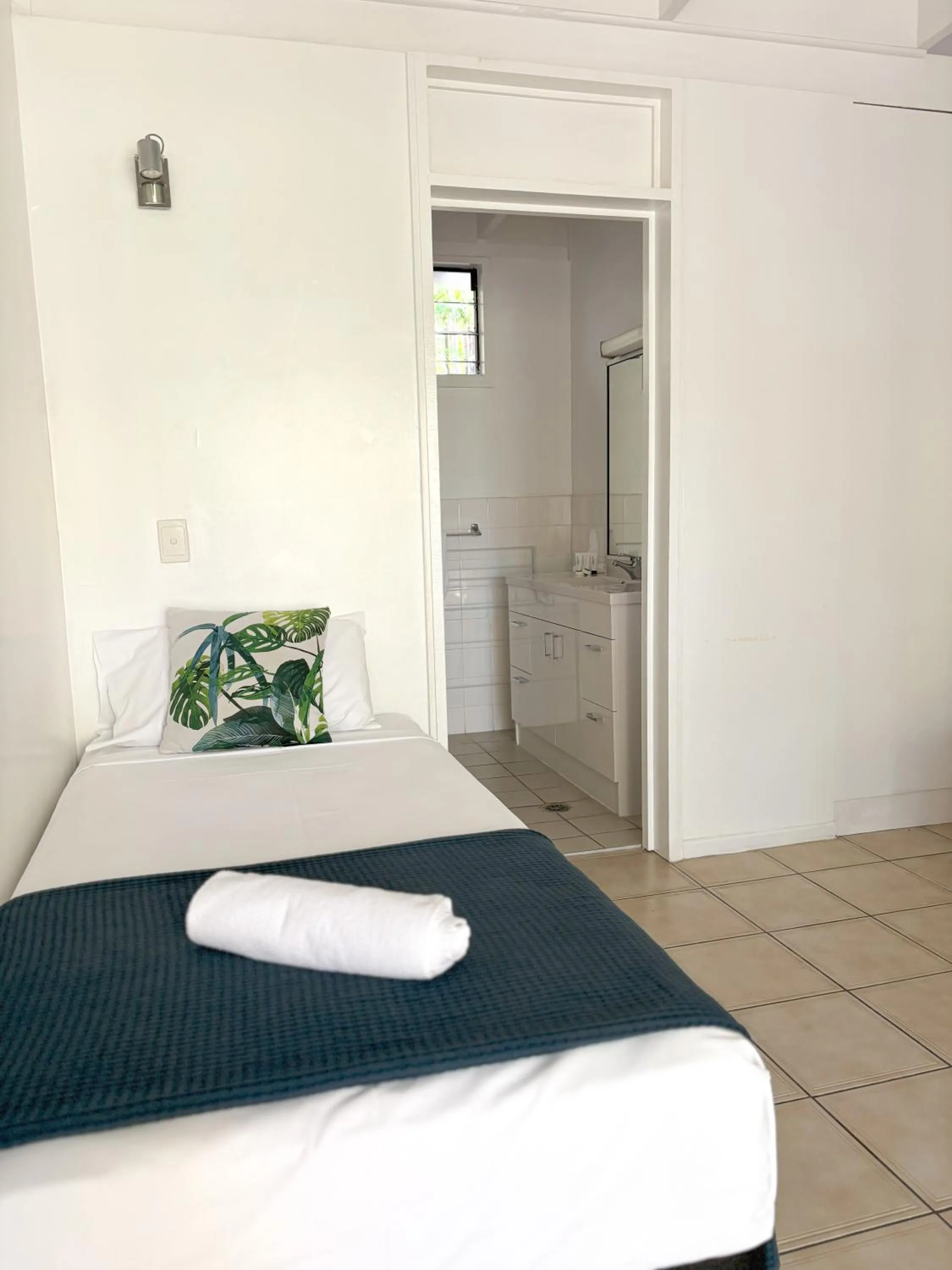 Bed in Amaroo On Mandalay, Magnetic Island