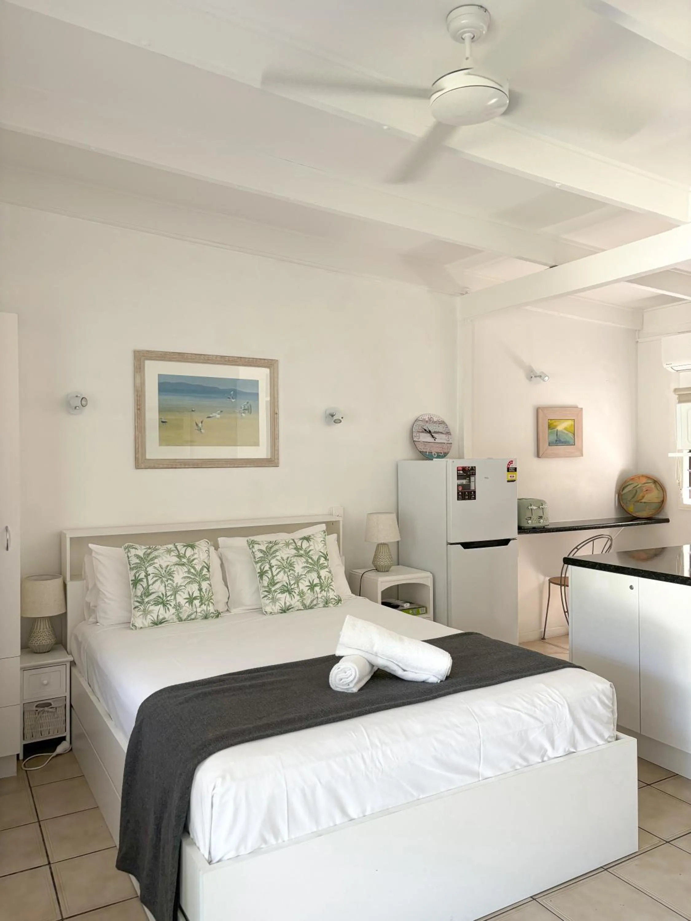 Bed in Amaroo On Mandalay, Magnetic Island