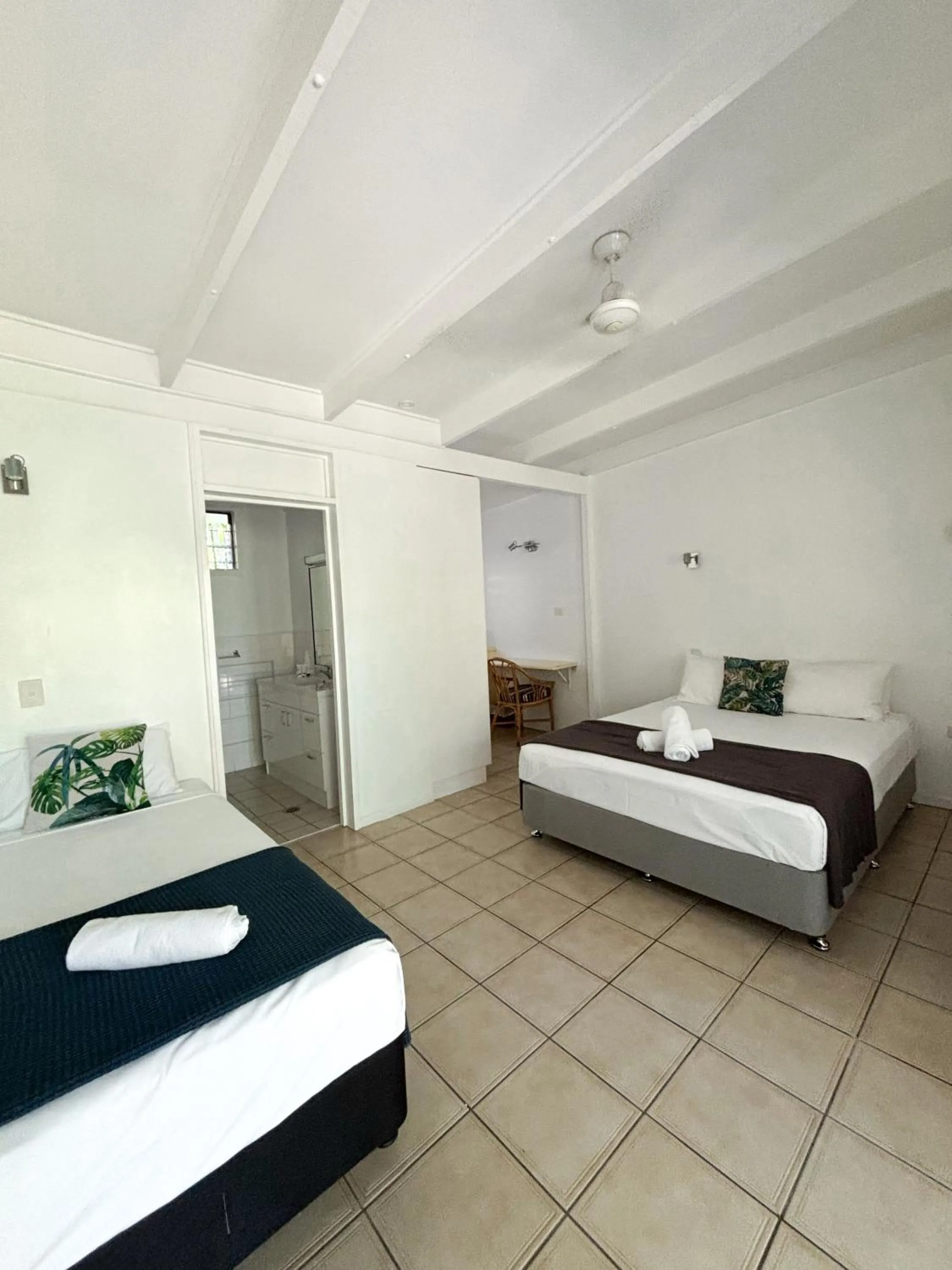 Bed in Amaroo On Mandalay, Magnetic Island