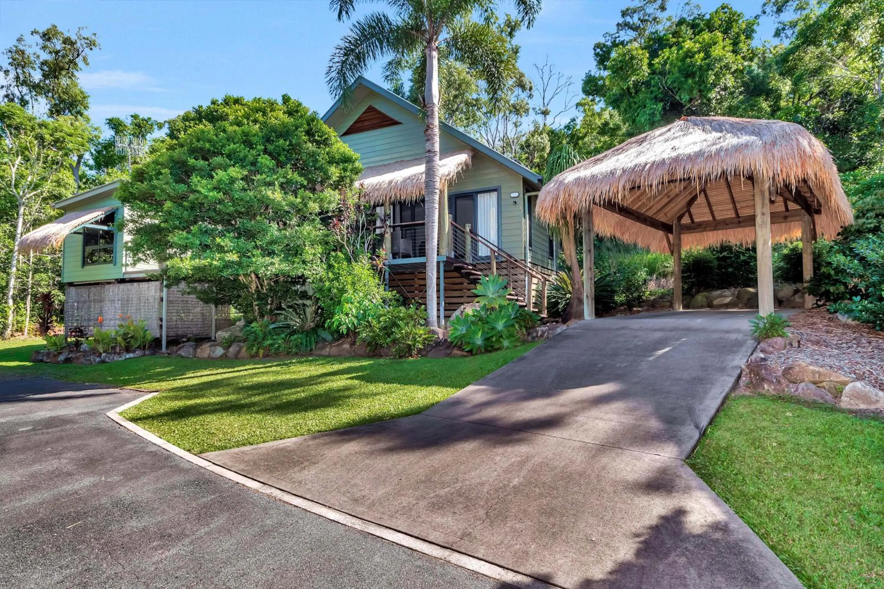 Property building in Discovery Parks - Airlie Beach