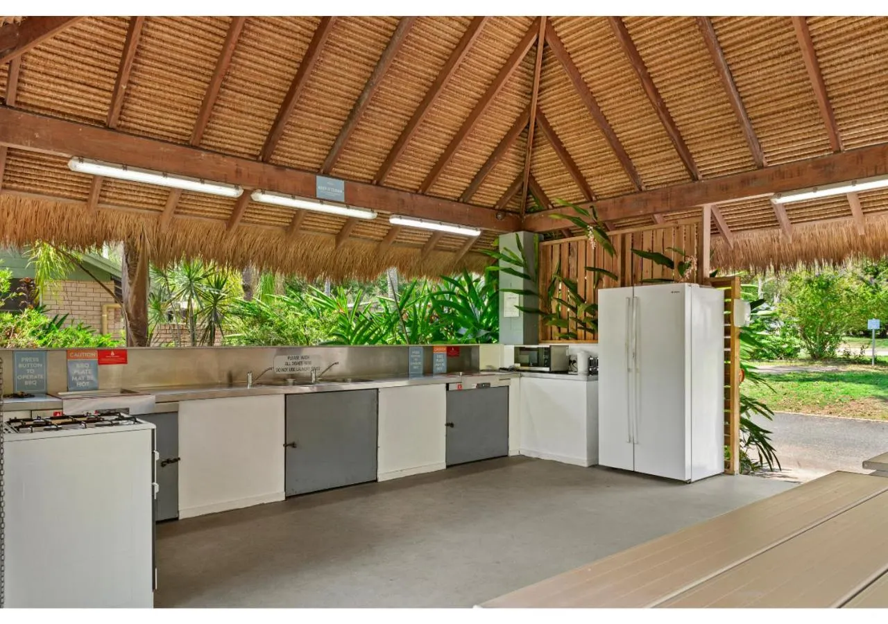 Communal kitchen in Discovery Parks - Airlie Beach