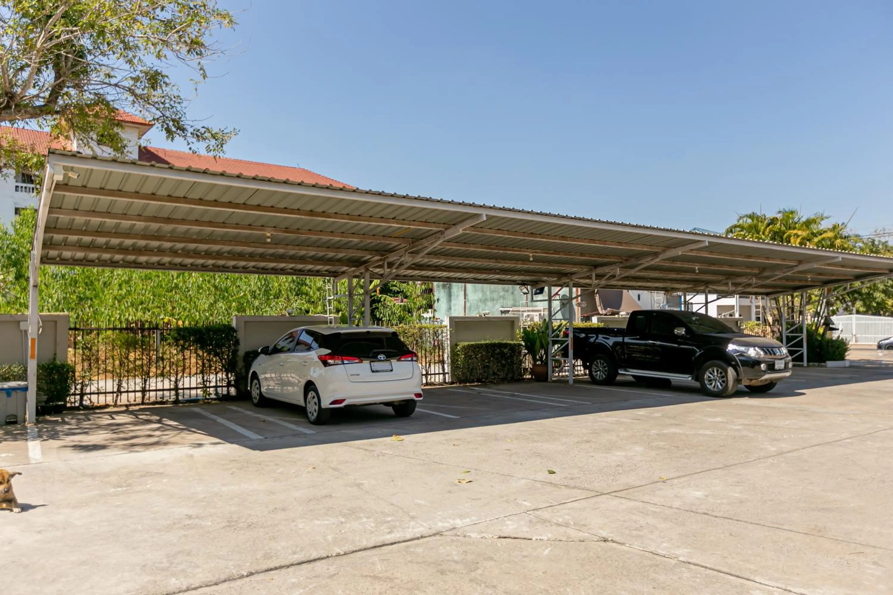 Parking in Panwalee Hotel