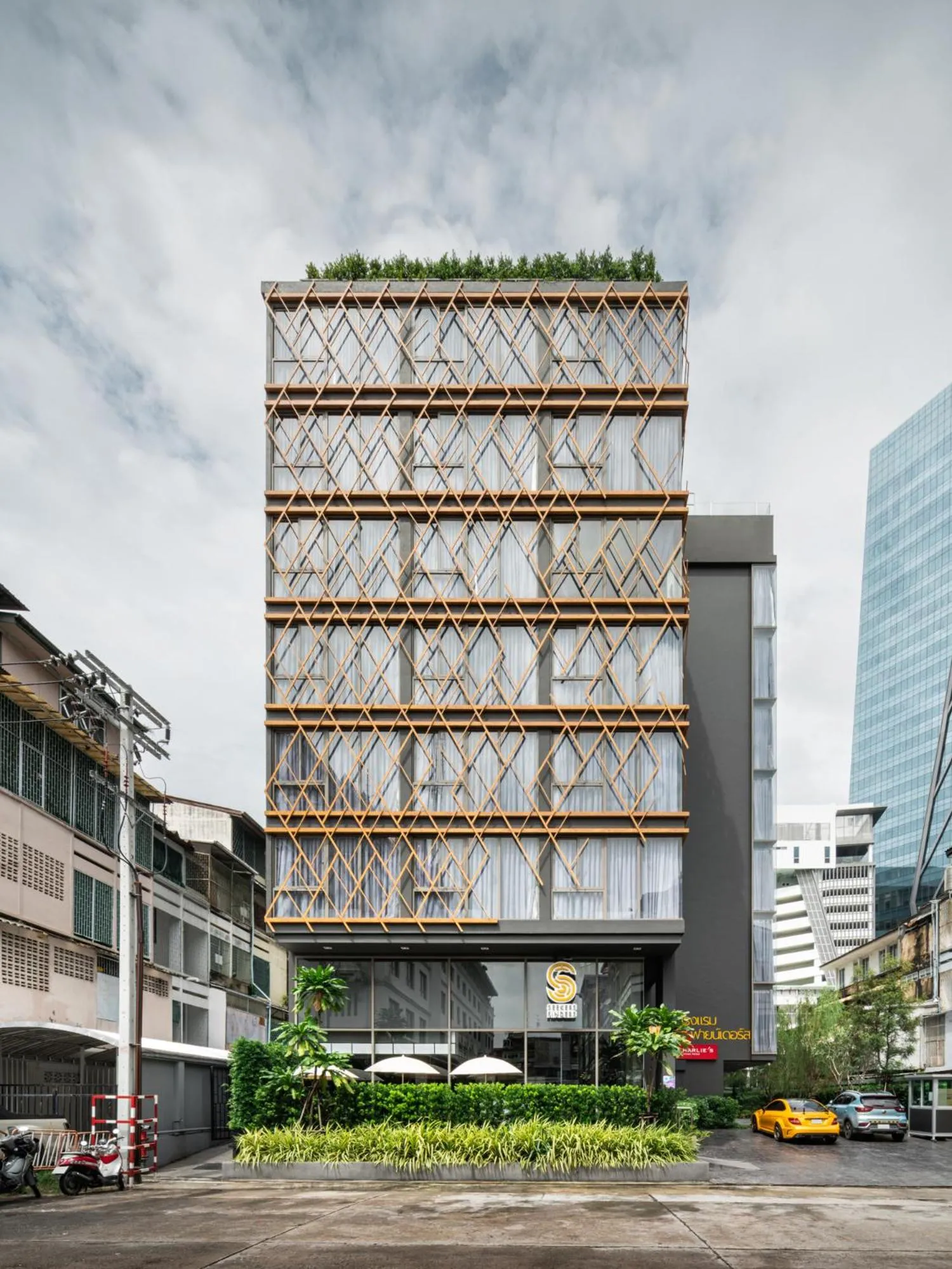 Property building in Seekers Finders Rama IV Hotel SureStay Collection by BW
