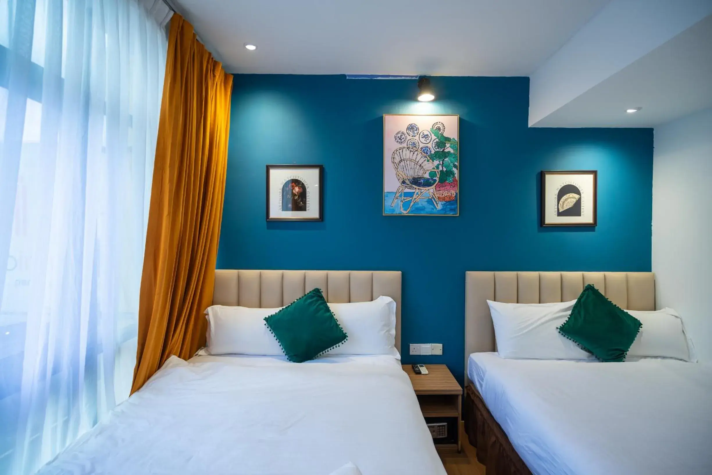 Bed in Apollo Inn Bed in Apollo Inn