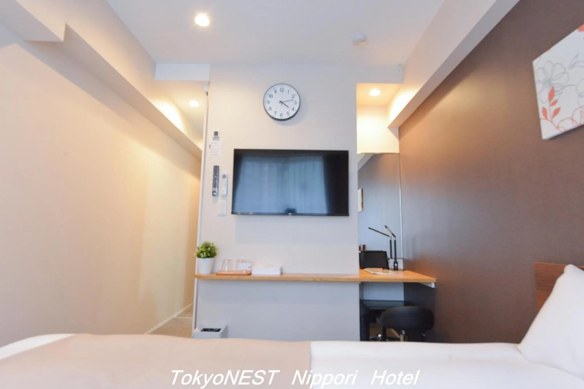 Photo of the whole room, Bed in TokyoNEST Nippori