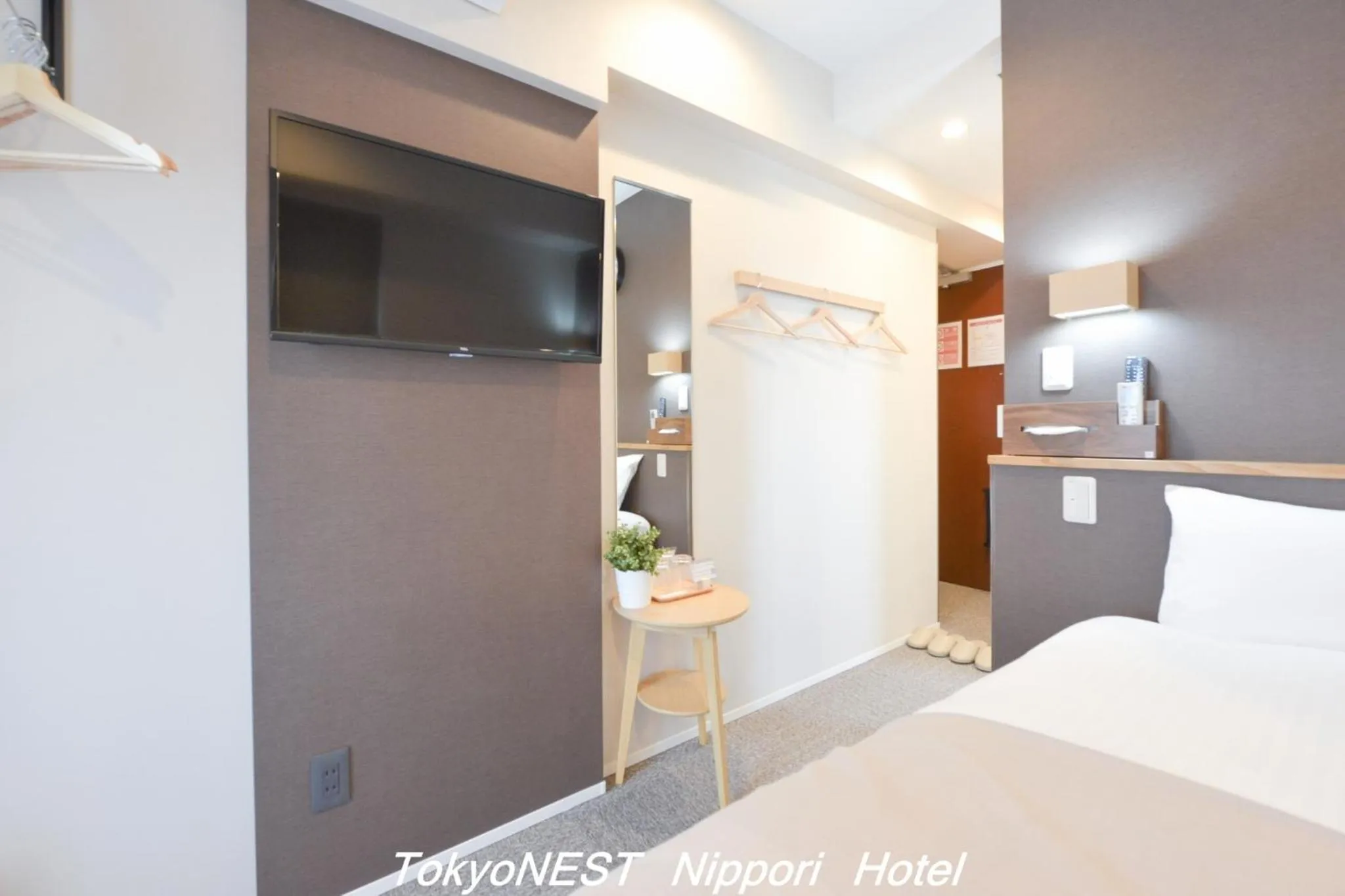 Bed in TokyoNEST Nippori