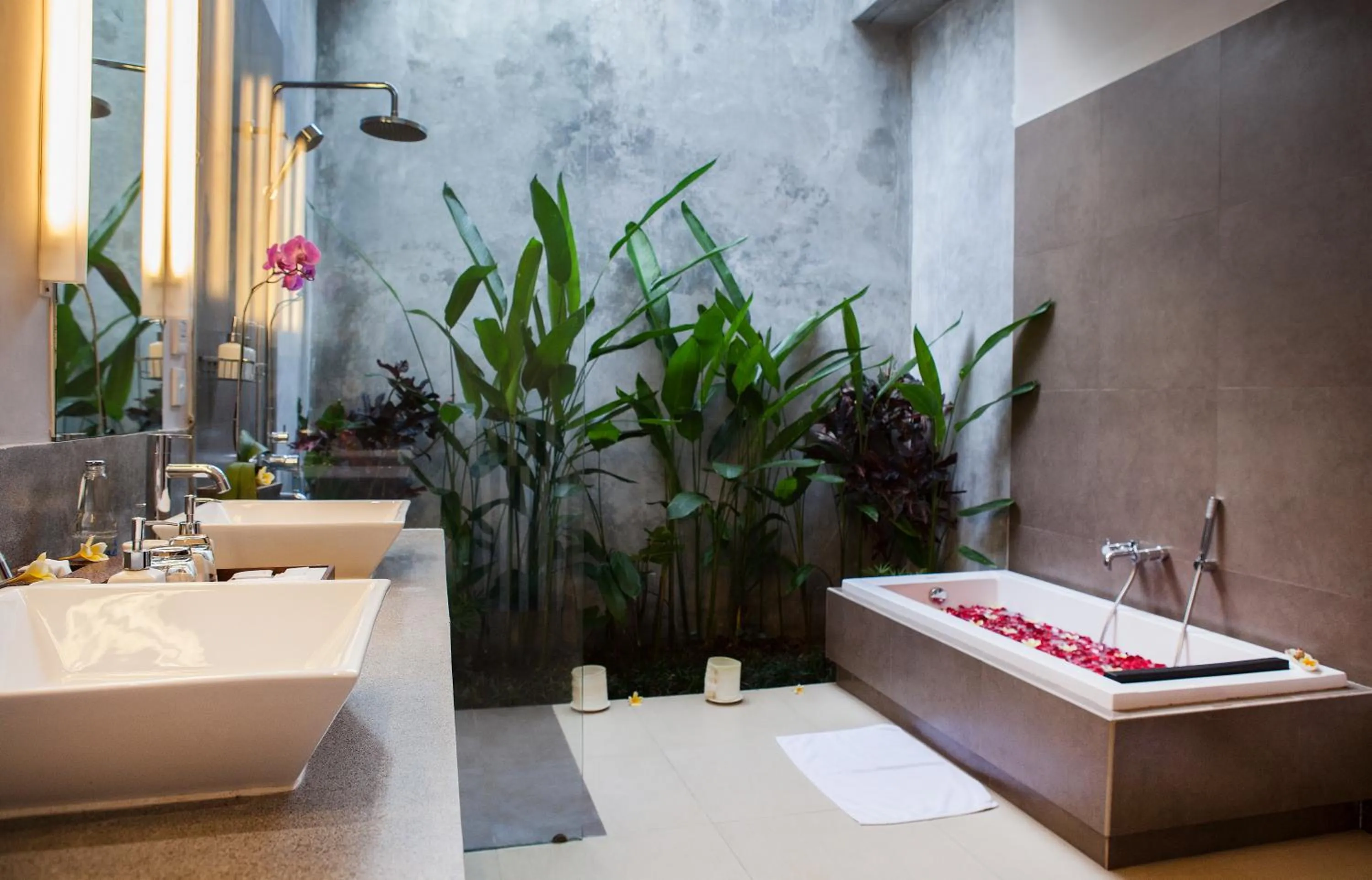 Bathroom in Santun Luxury Private Villas