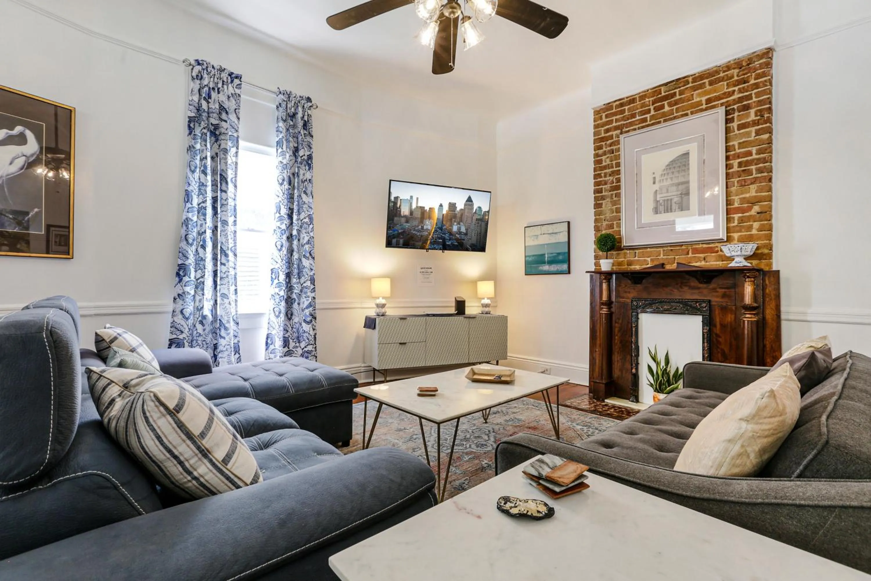 Living room in Uptown Spacious 4BD/3BA with Historic Charm
