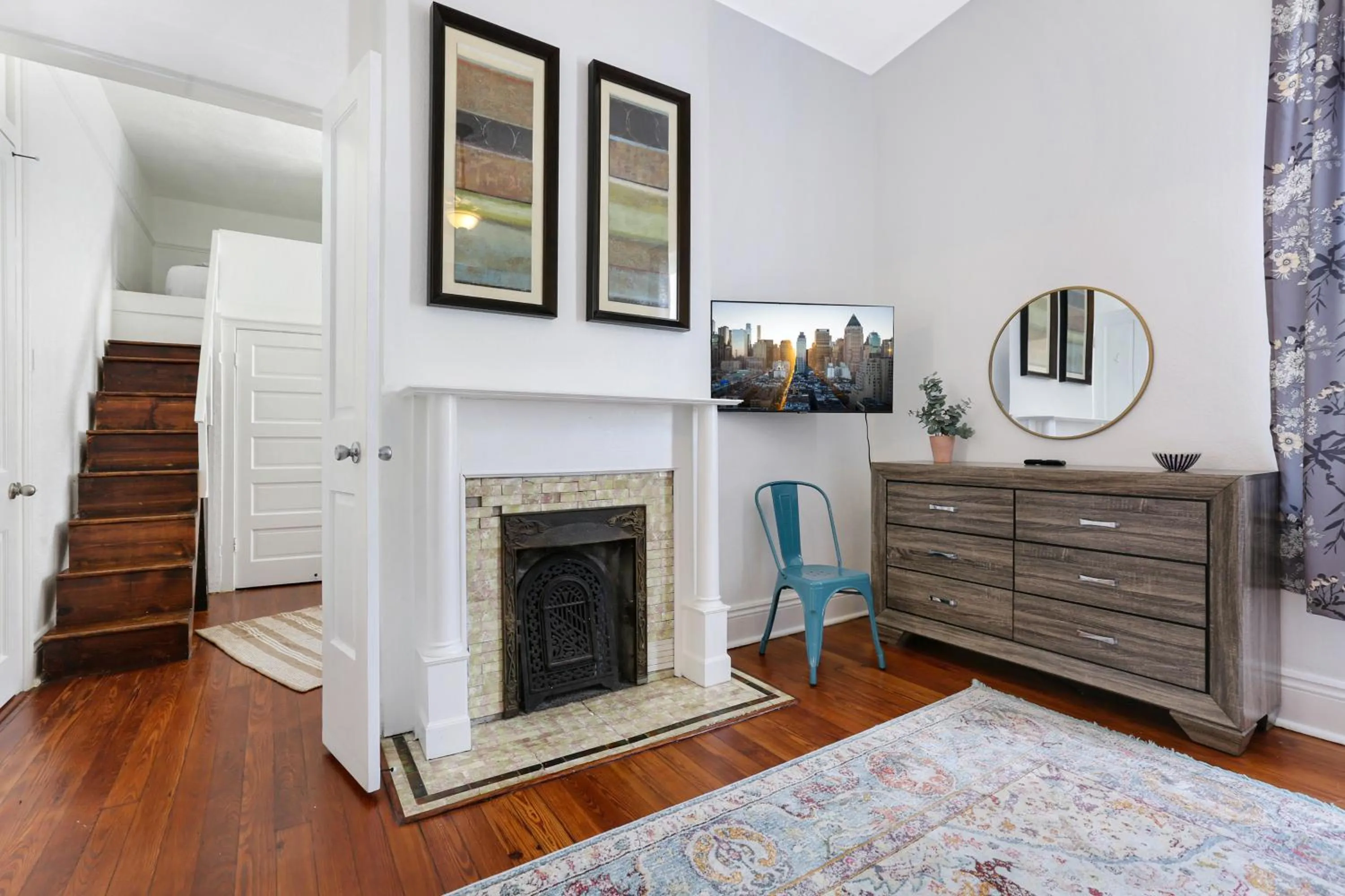Area and facilities in Uptown Spacious 4BD/3BA with Historic Charm