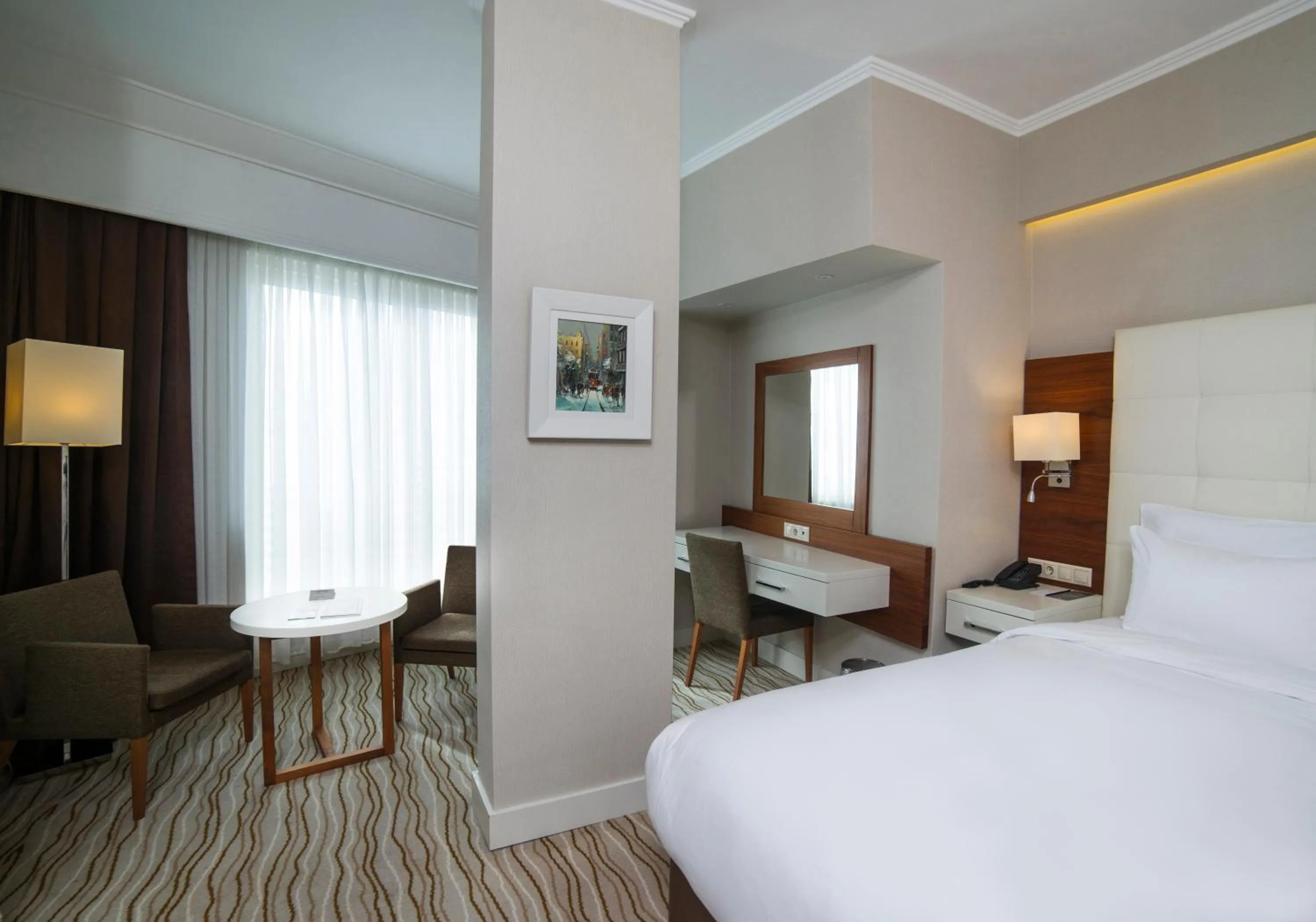 Communal lounge/ TV room in Radisson Hotel President Old Town Istanbul