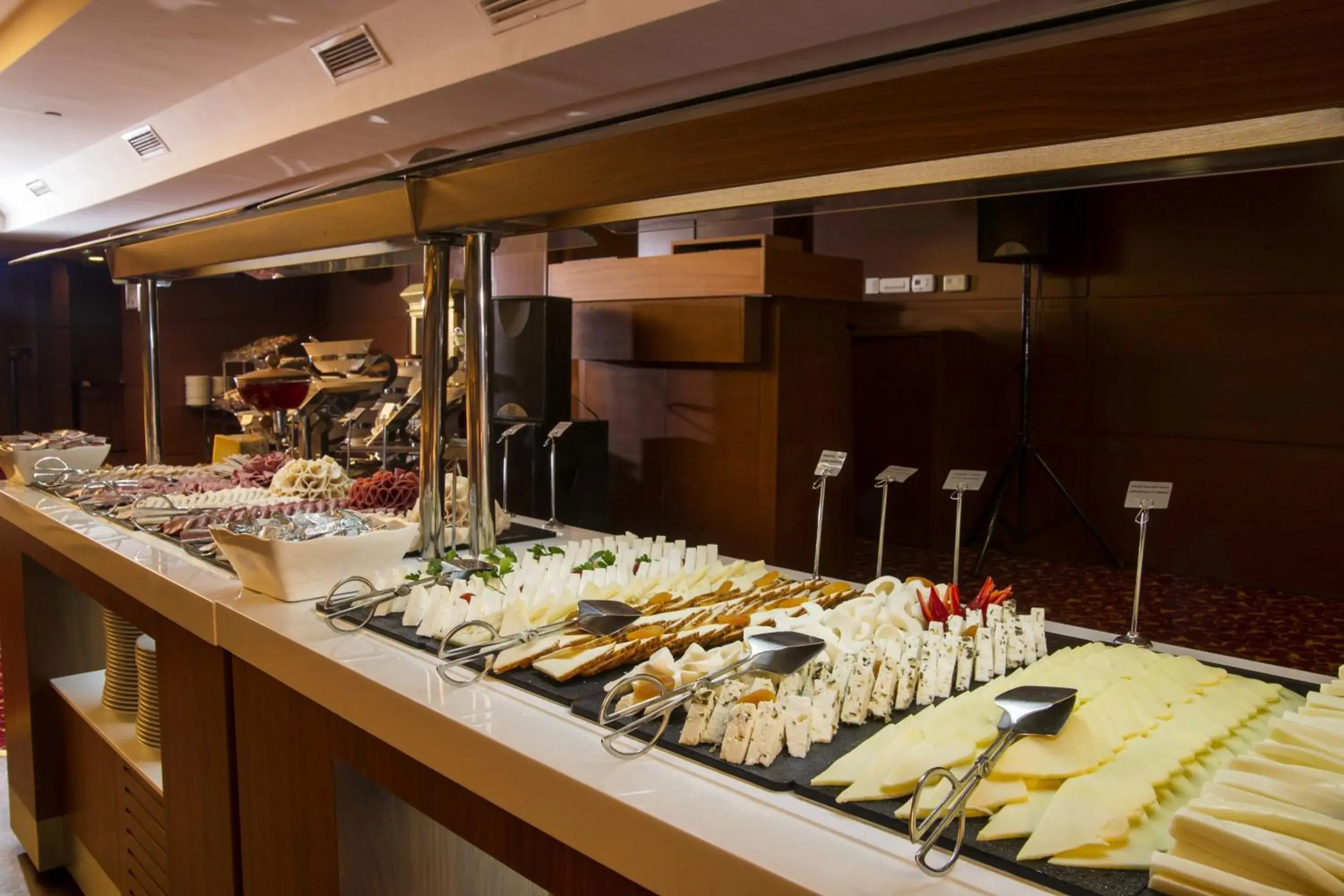 Breakfast in Radisson Hotel President Old Town Istanbul Breakfast in Radisson Hotel President Old Town Istanbul