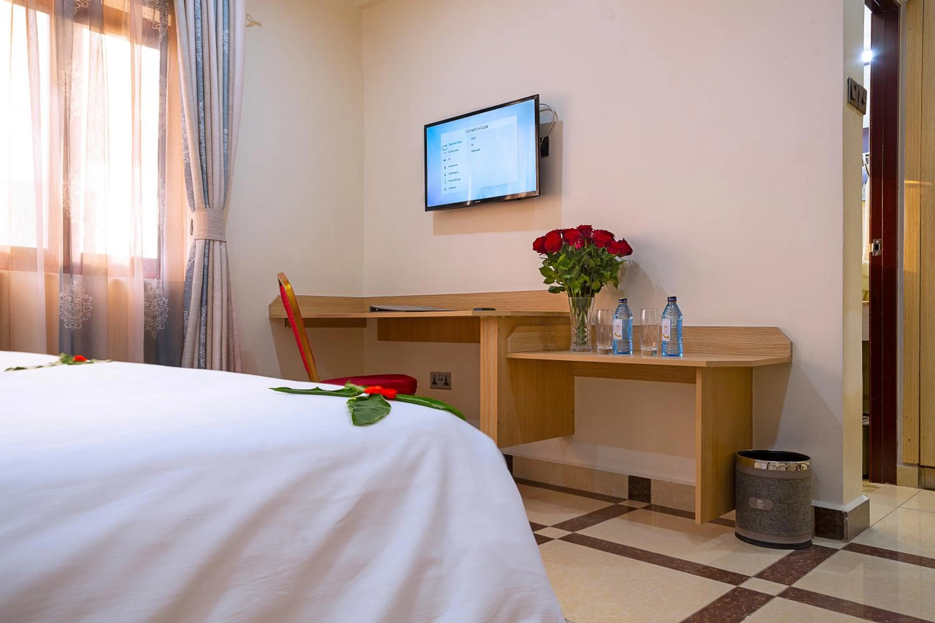 Bed in West Lerruat Hotel