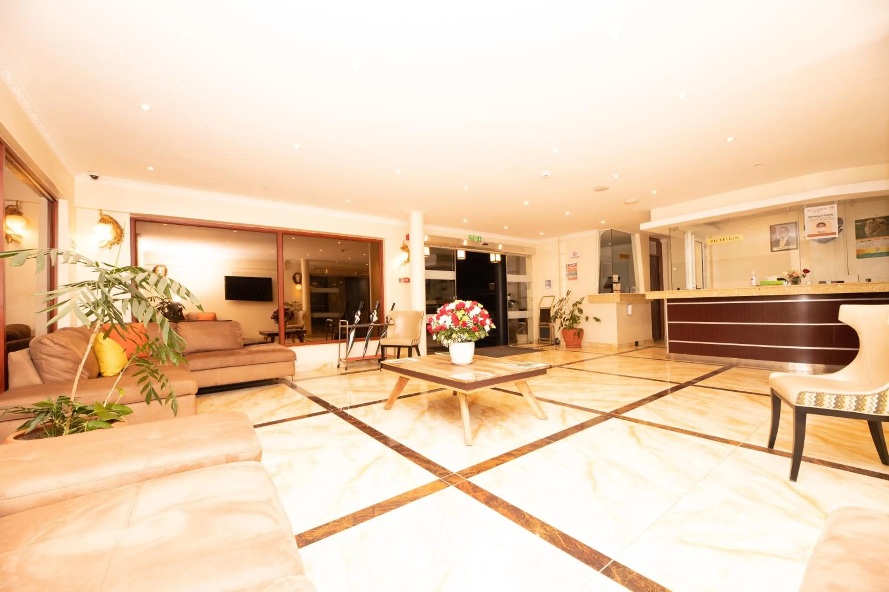 Lobby or reception in West Lerruat Hotel