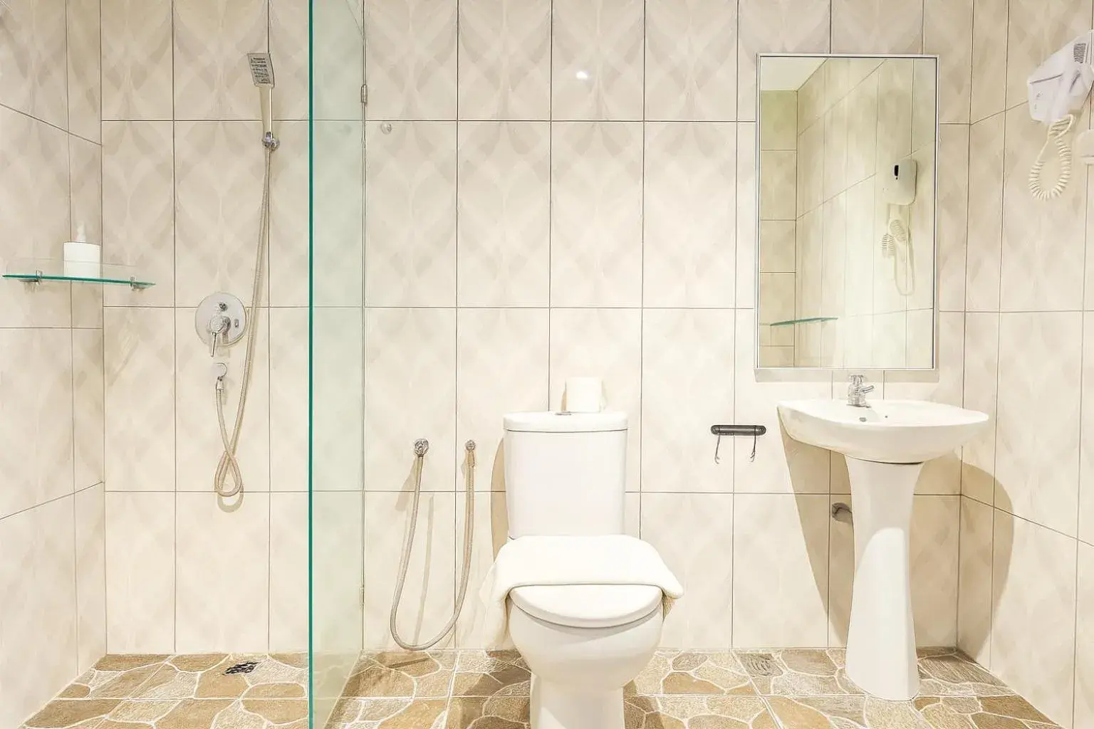 Toilet in Q Collection Macalister formerly known as Apple Hotel Penang Toilet in Q Collection Macalister formerly known as Apple Hotel Penang