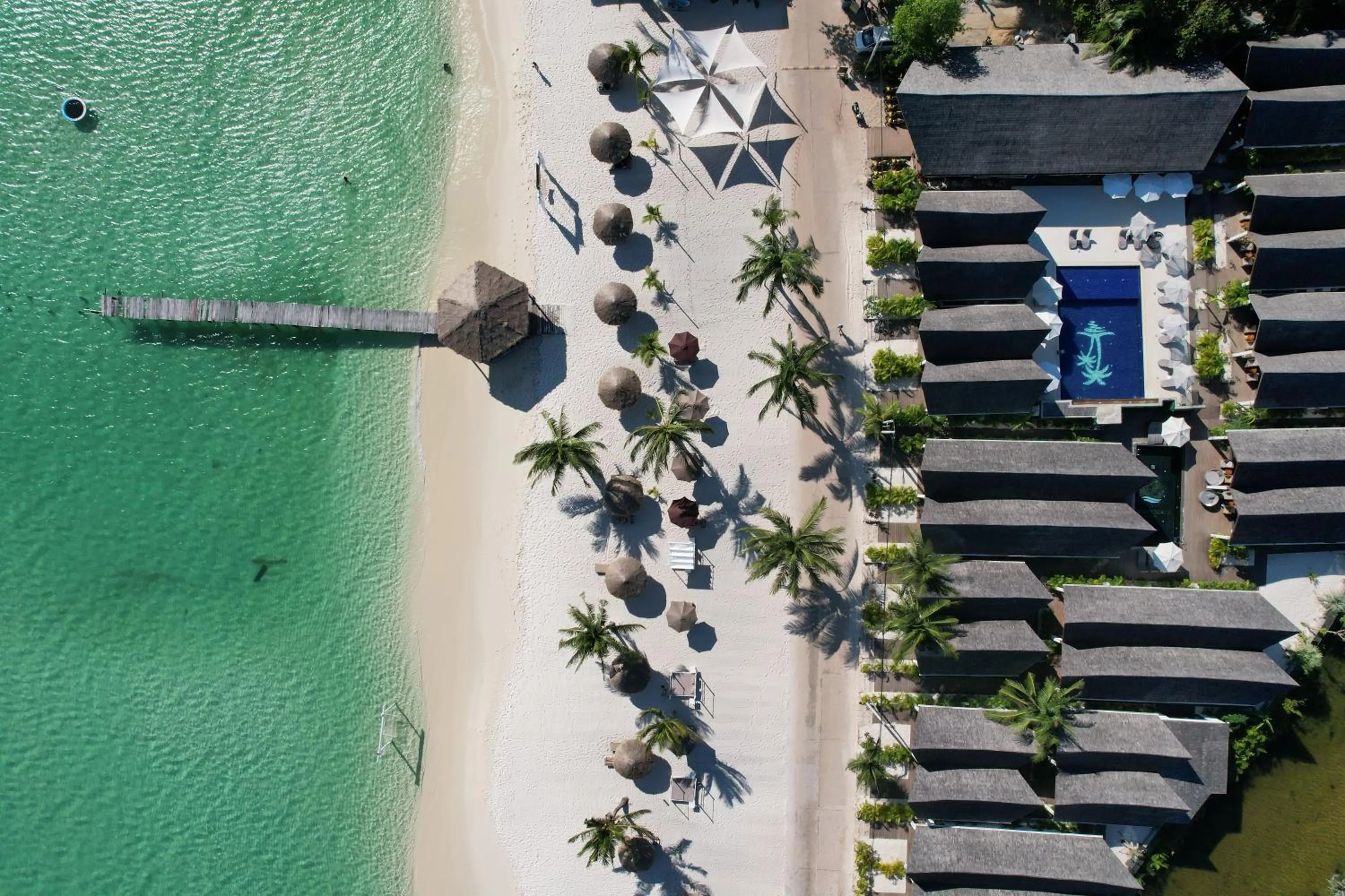 Property building in Golden Beach Resort