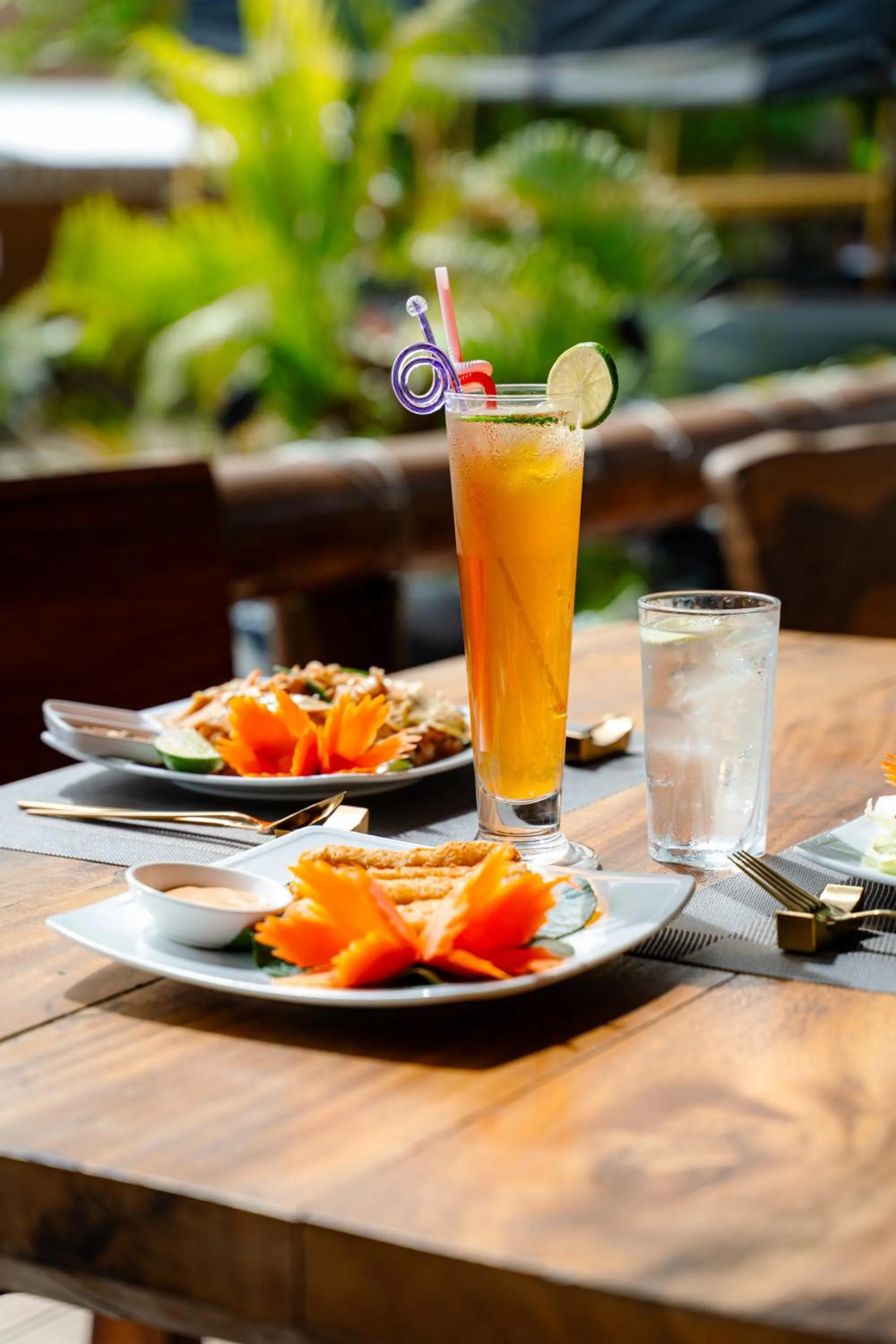 Food and drinks in Golden Beach Resort