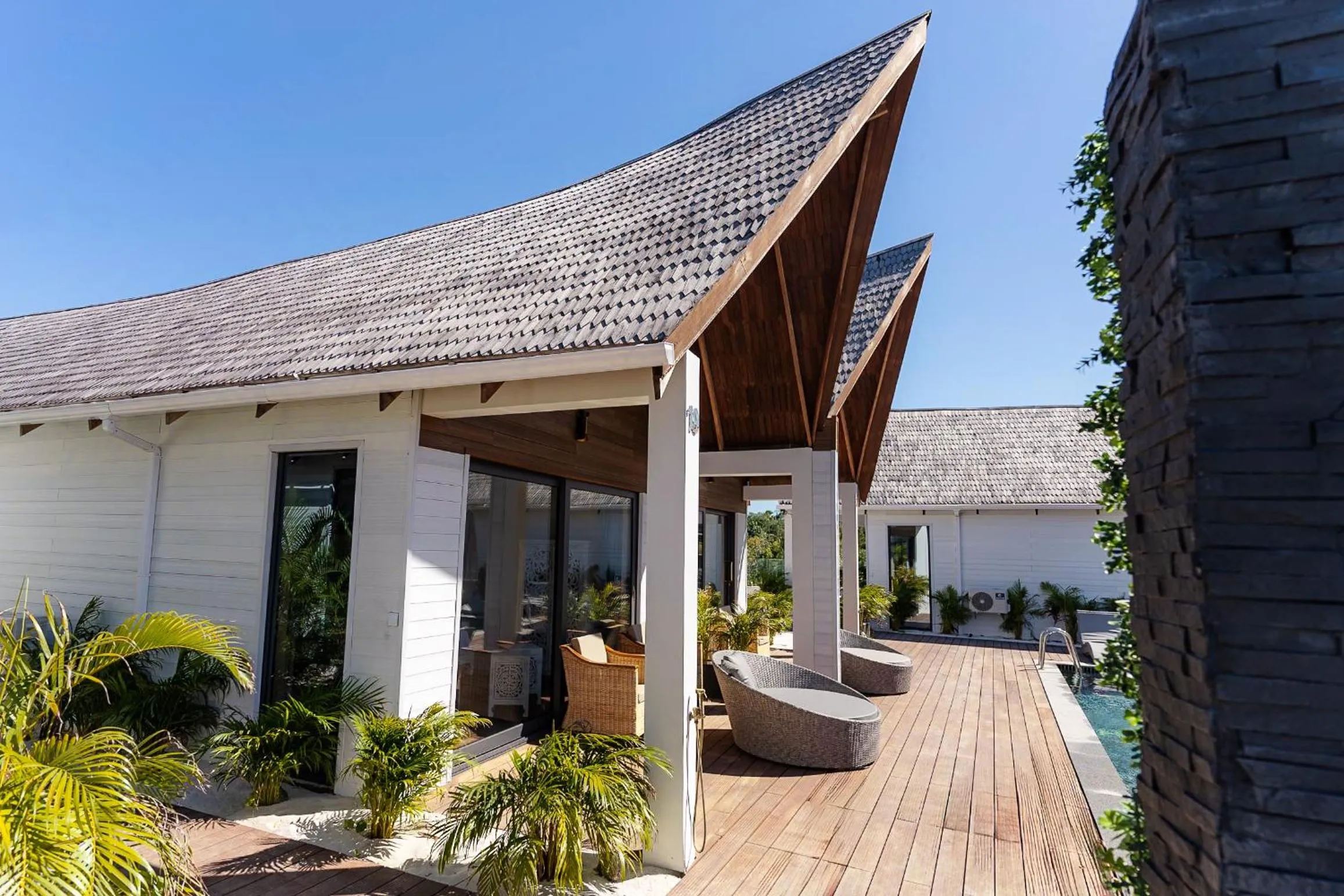 Property building in Golden Beach Resort