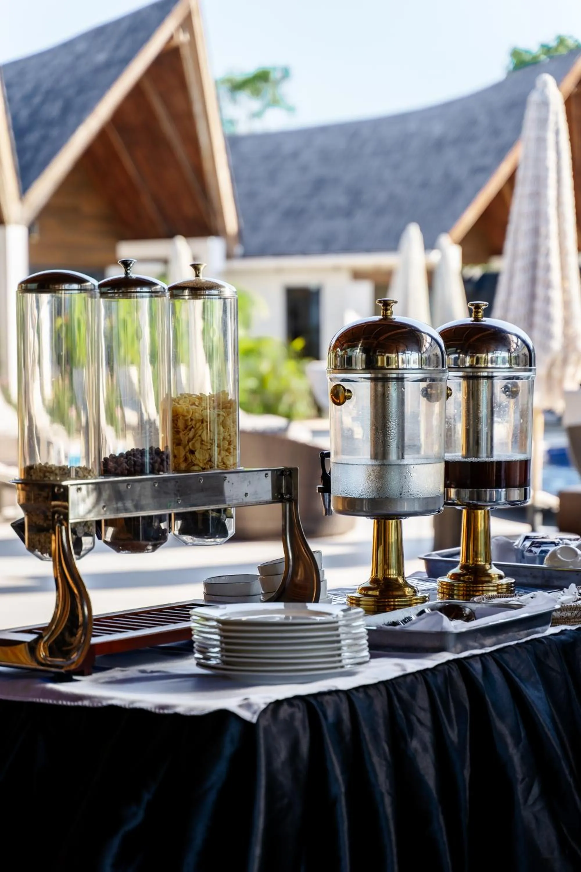 Food and drinks in Golden Beach Resort