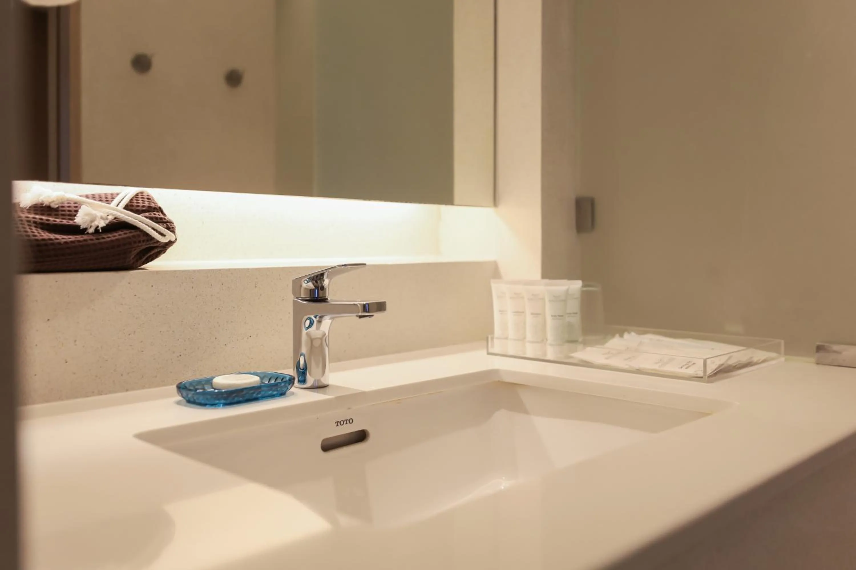 Bathroom in Balcony Seaside Sriracha Hotel & Serviced Apartments