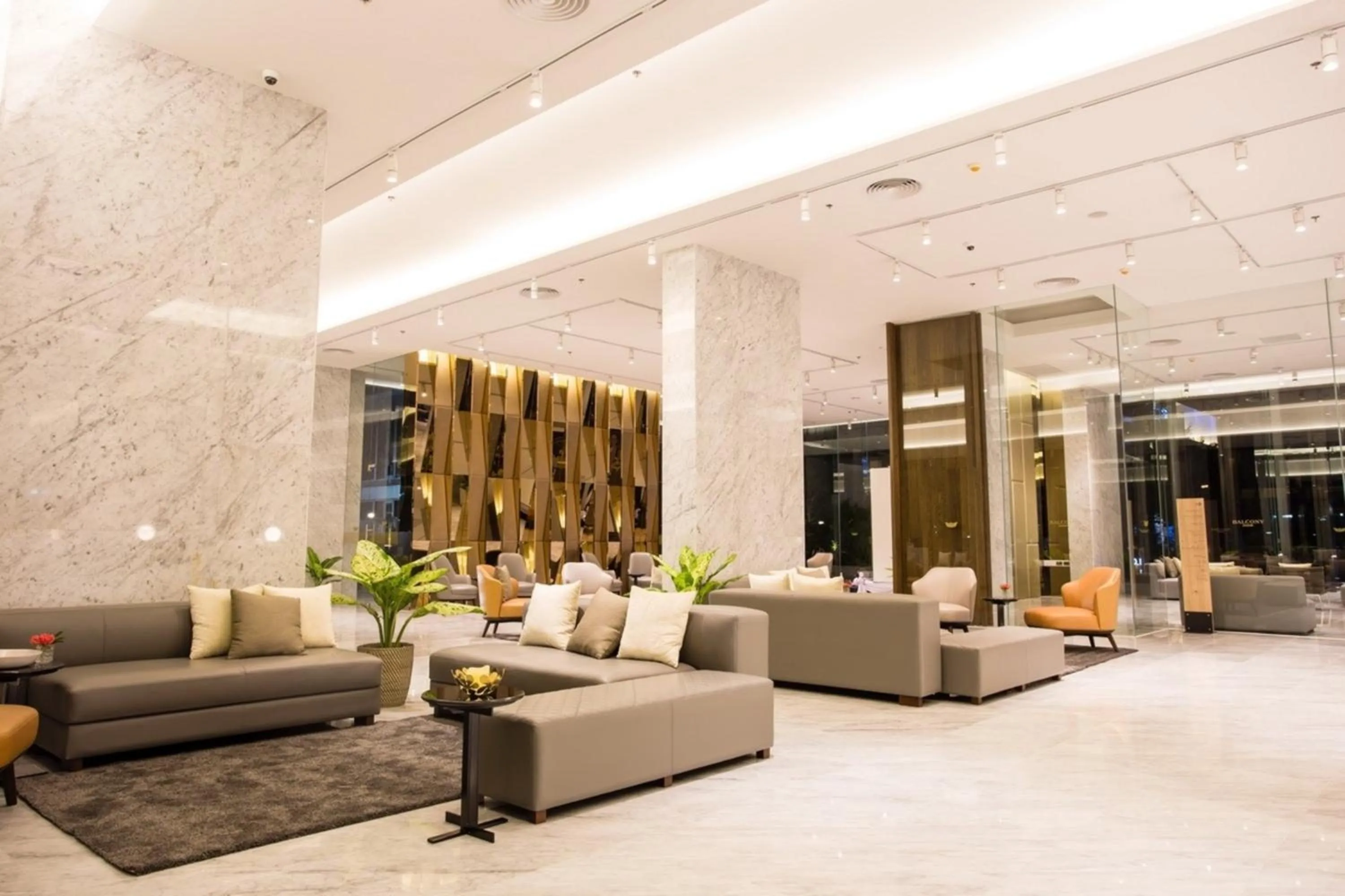 Seating area in Balcony Seaside Sriracha Hotel & Serviced Apartments