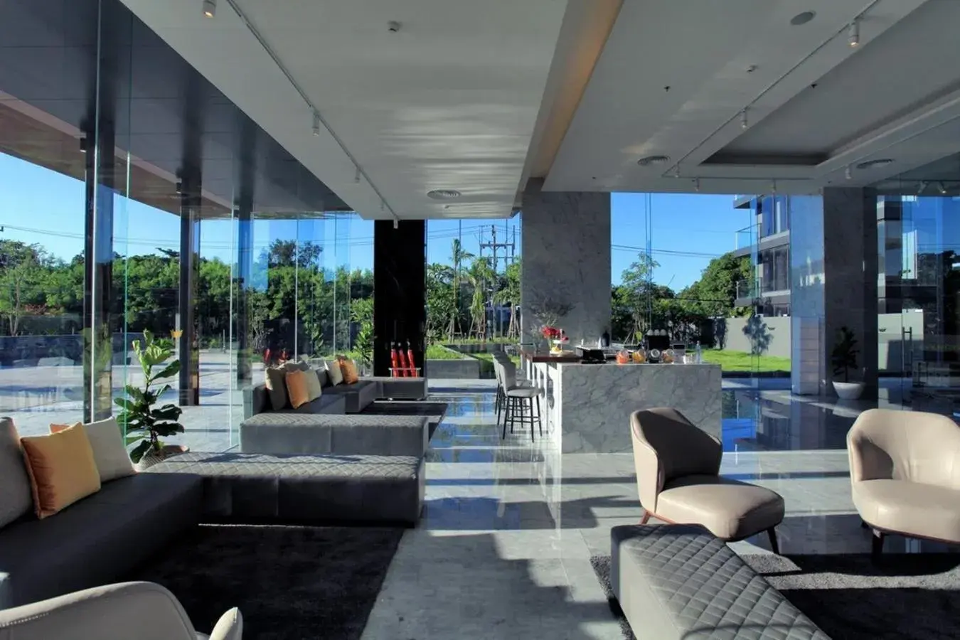 Lobby or reception in Balcony Seaside Sriracha Hotel & Serviced Apartments Lobby or reception in Balcony Seaside Sriracha Hotel & Serviced Apartments