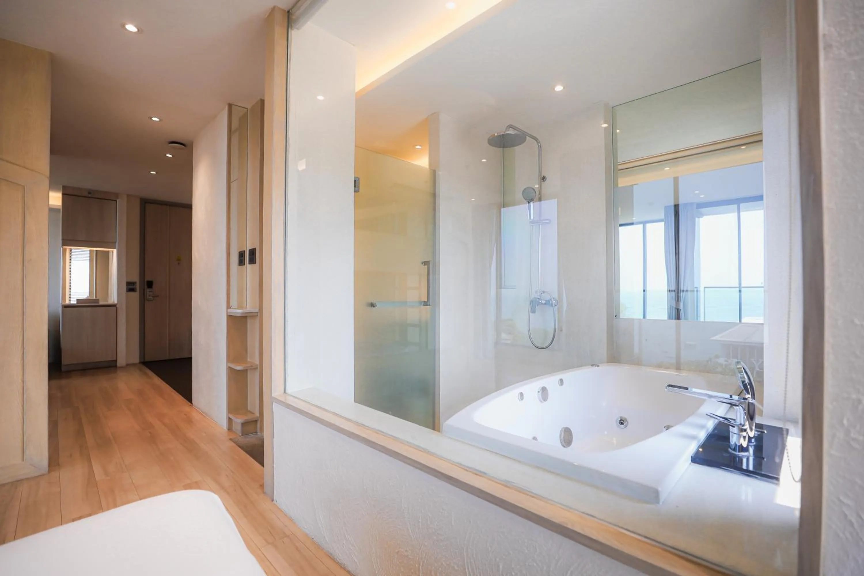 Shower in Balcony Seaside Sriracha Hotel & Serviced Apartments
