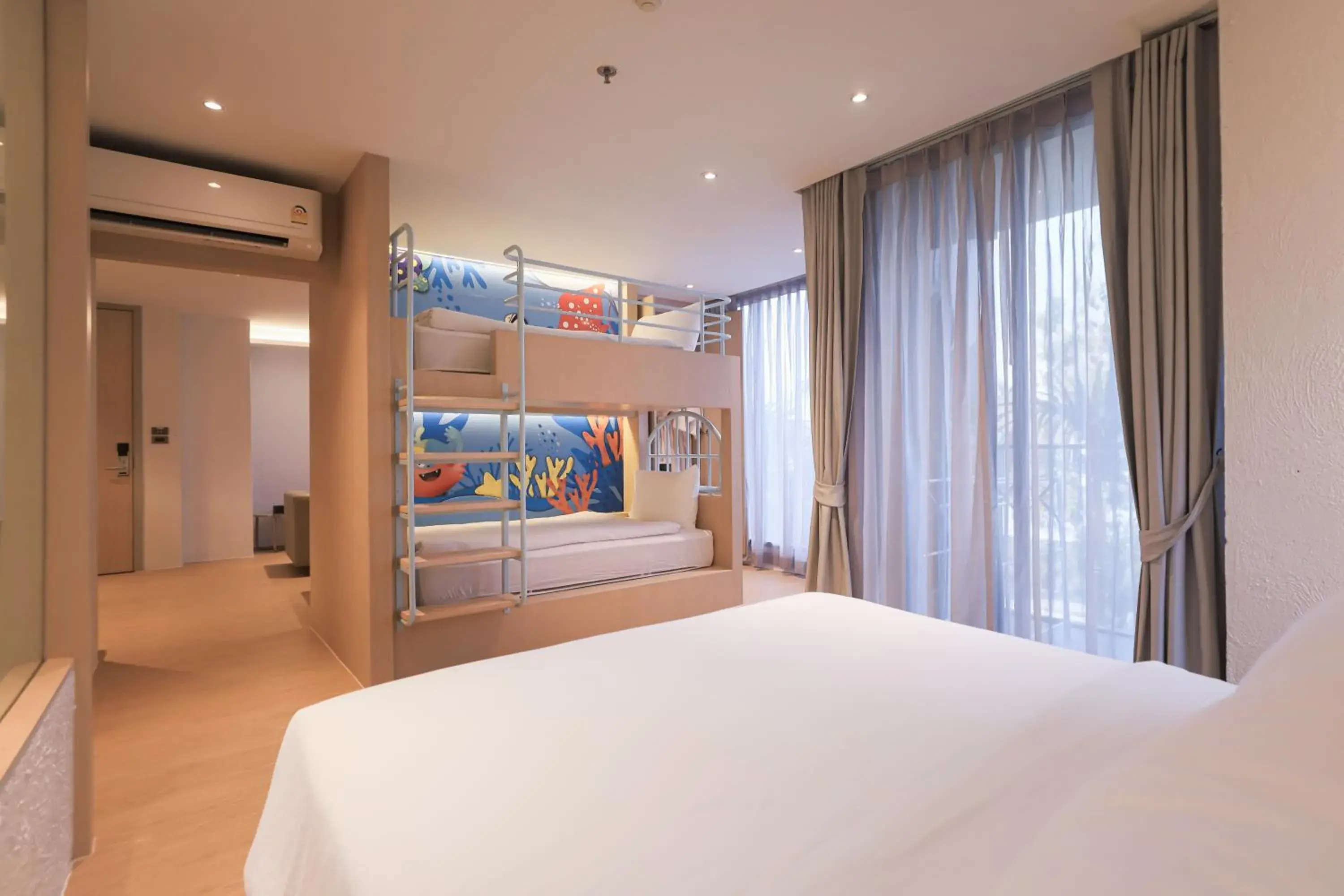 Bed in Balcony Seaside Sriracha Hotel & Serviced Apartments Bed in Balcony Seaside Sriracha Hotel & Serviced Apartments