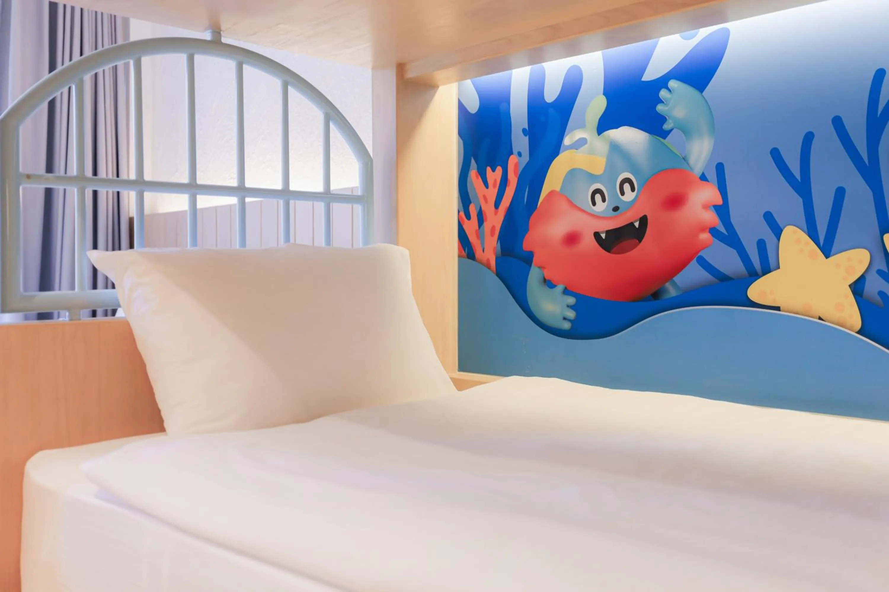 Bed in Balcony Seaside Sriracha Hotel & Serviced Apartments