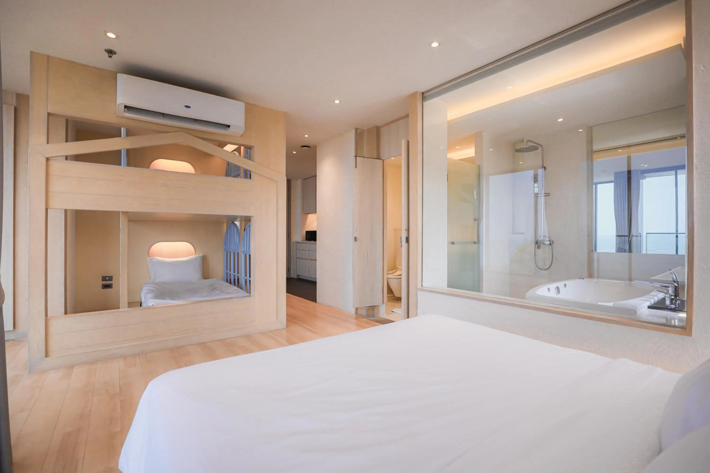 Bed in Balcony Seaside Sriracha Hotel & Serviced Apartments