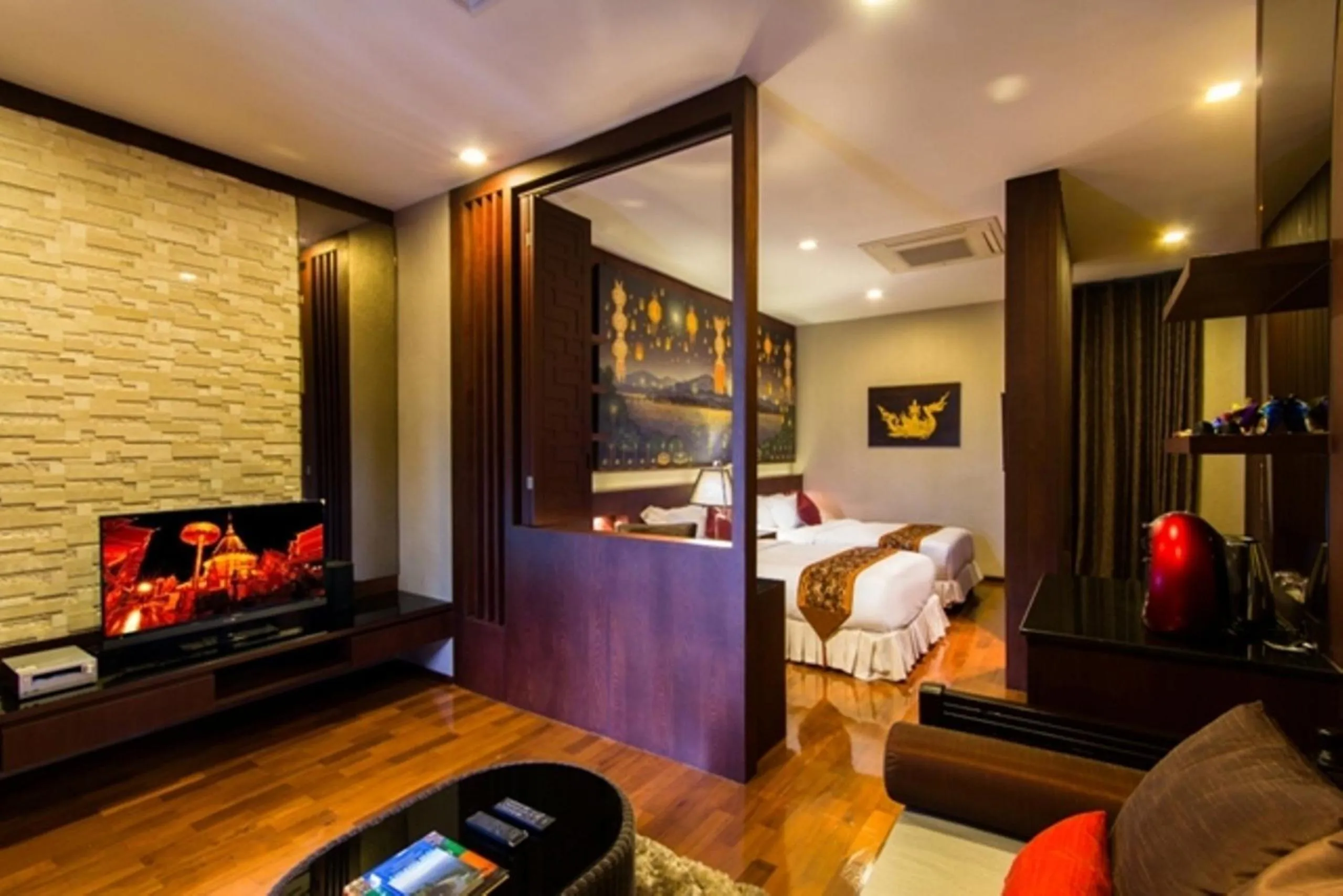 Photo of the whole room, Bed in Sireeampan Boutique Resort and Spa