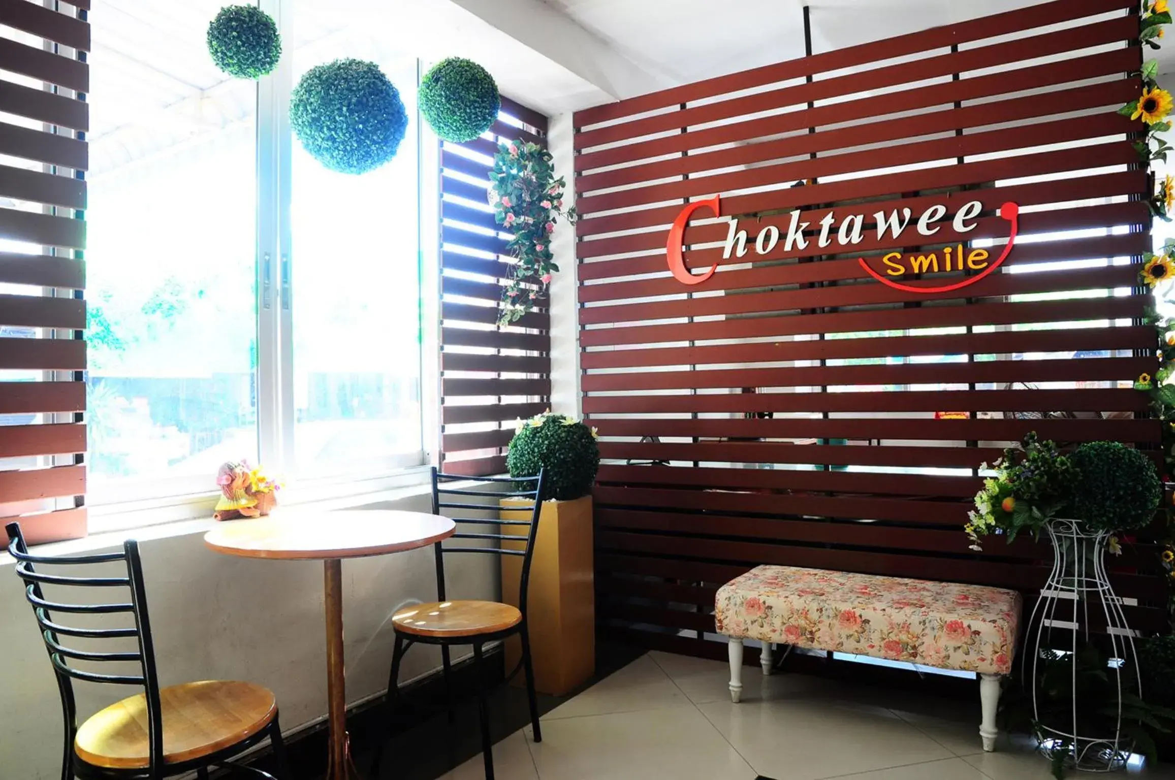 Lobby or reception in Choktawee Smile Lobby or reception in Choktawee Smile