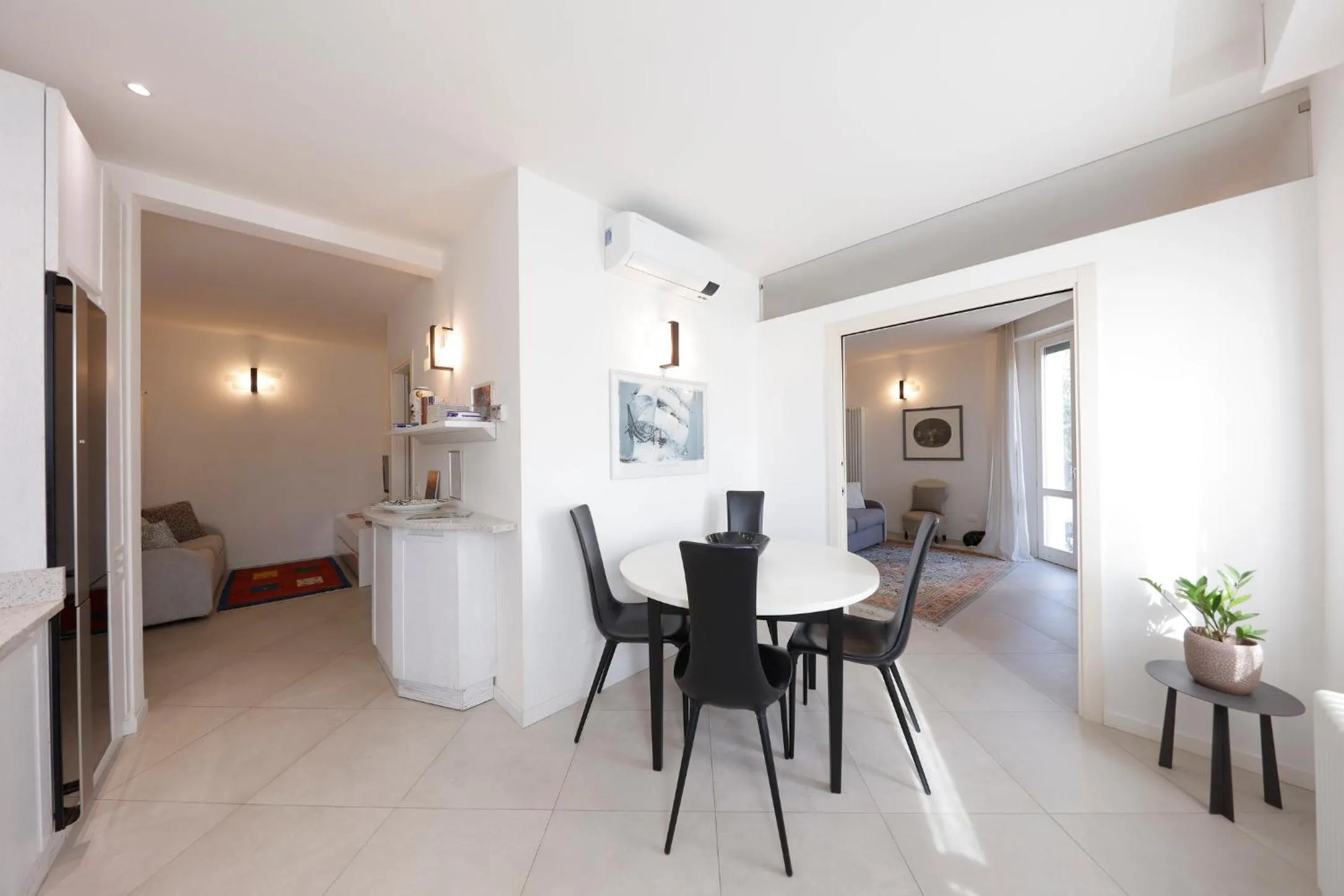 Siena UpTown - Sabrina's Charming Apartment