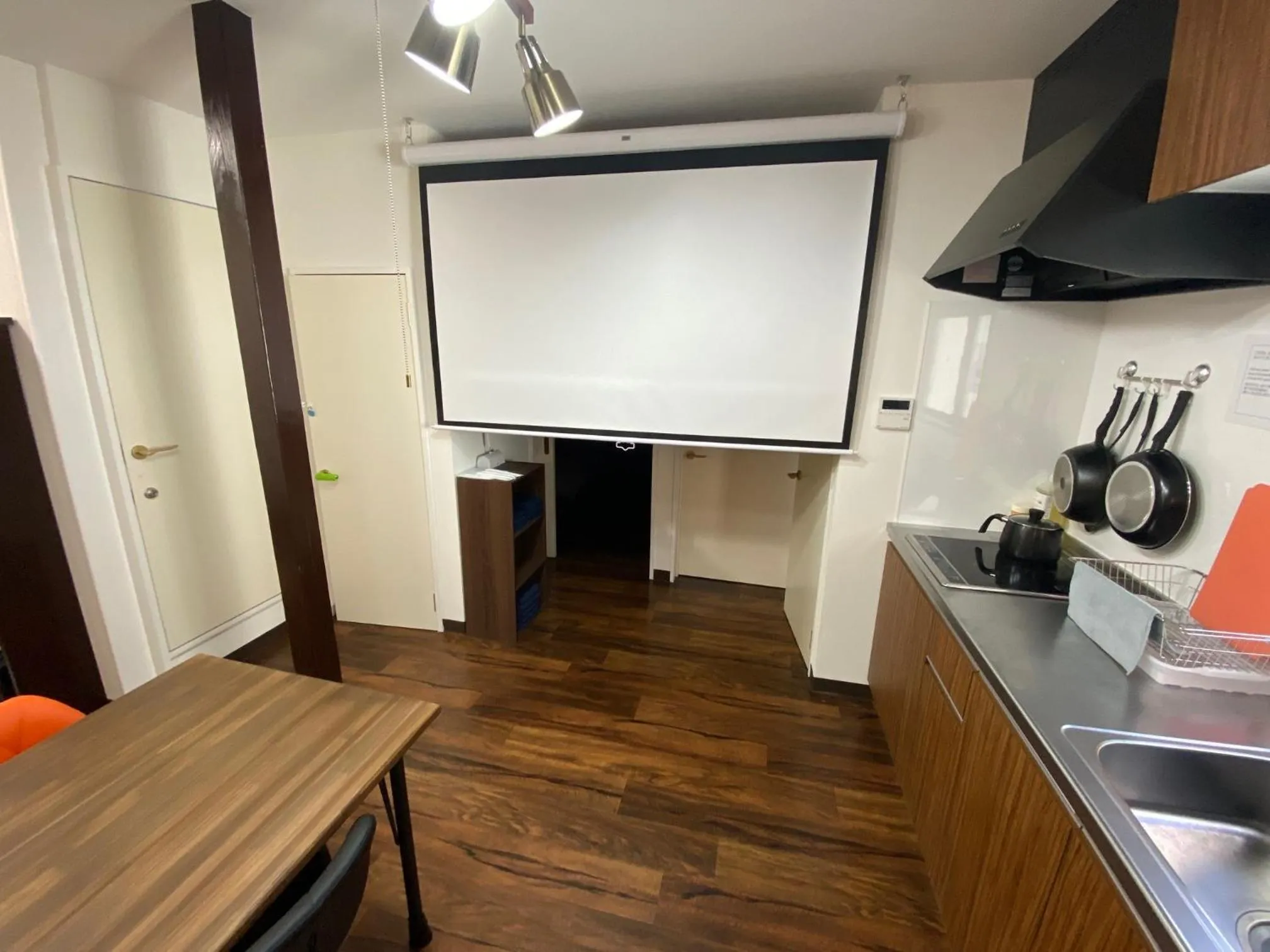 TV and multimedia in ARS HOTEL Utsunomiya フロア貸切