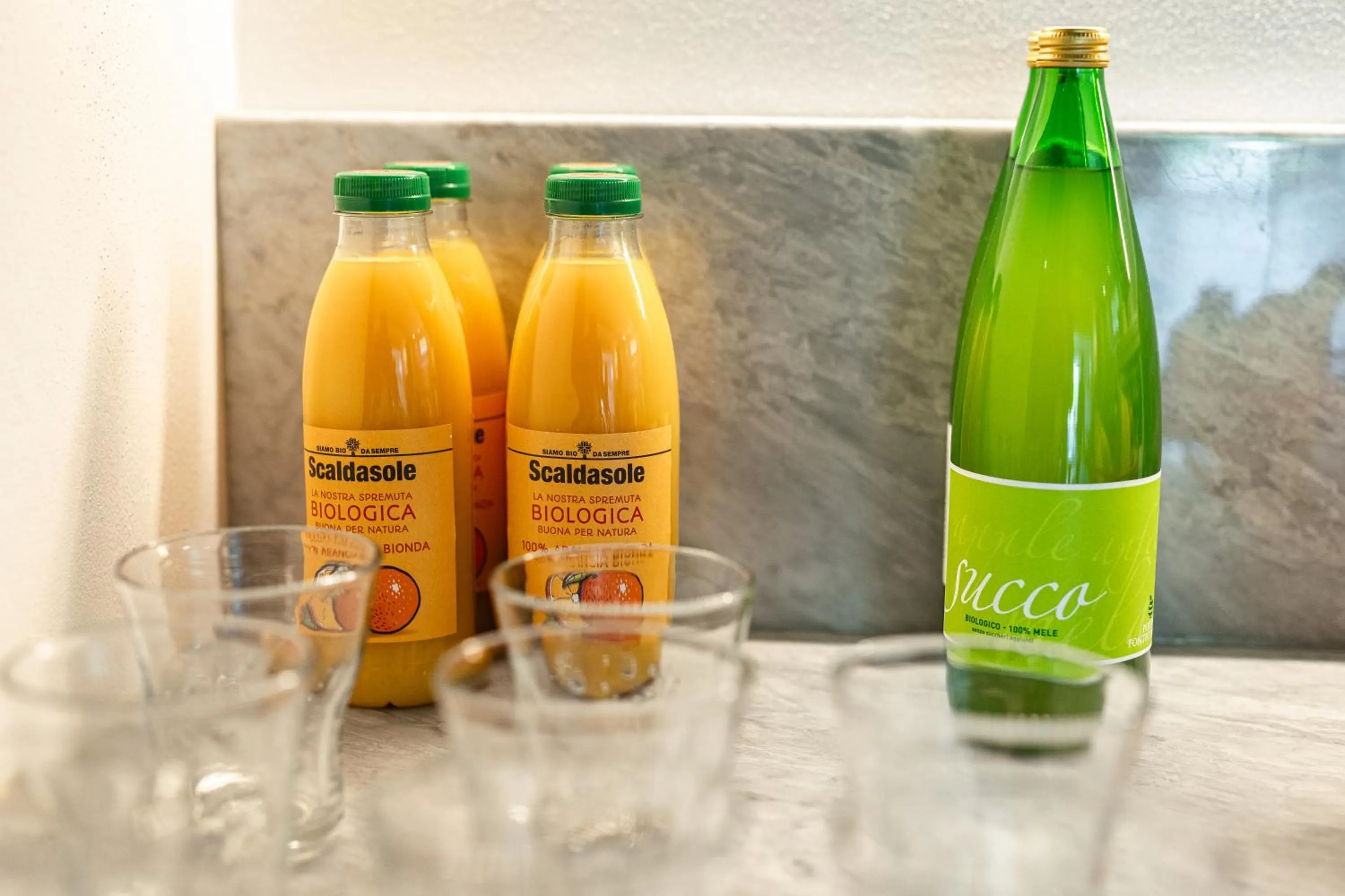 Breakfast in Villa Fedora Luxury Suites