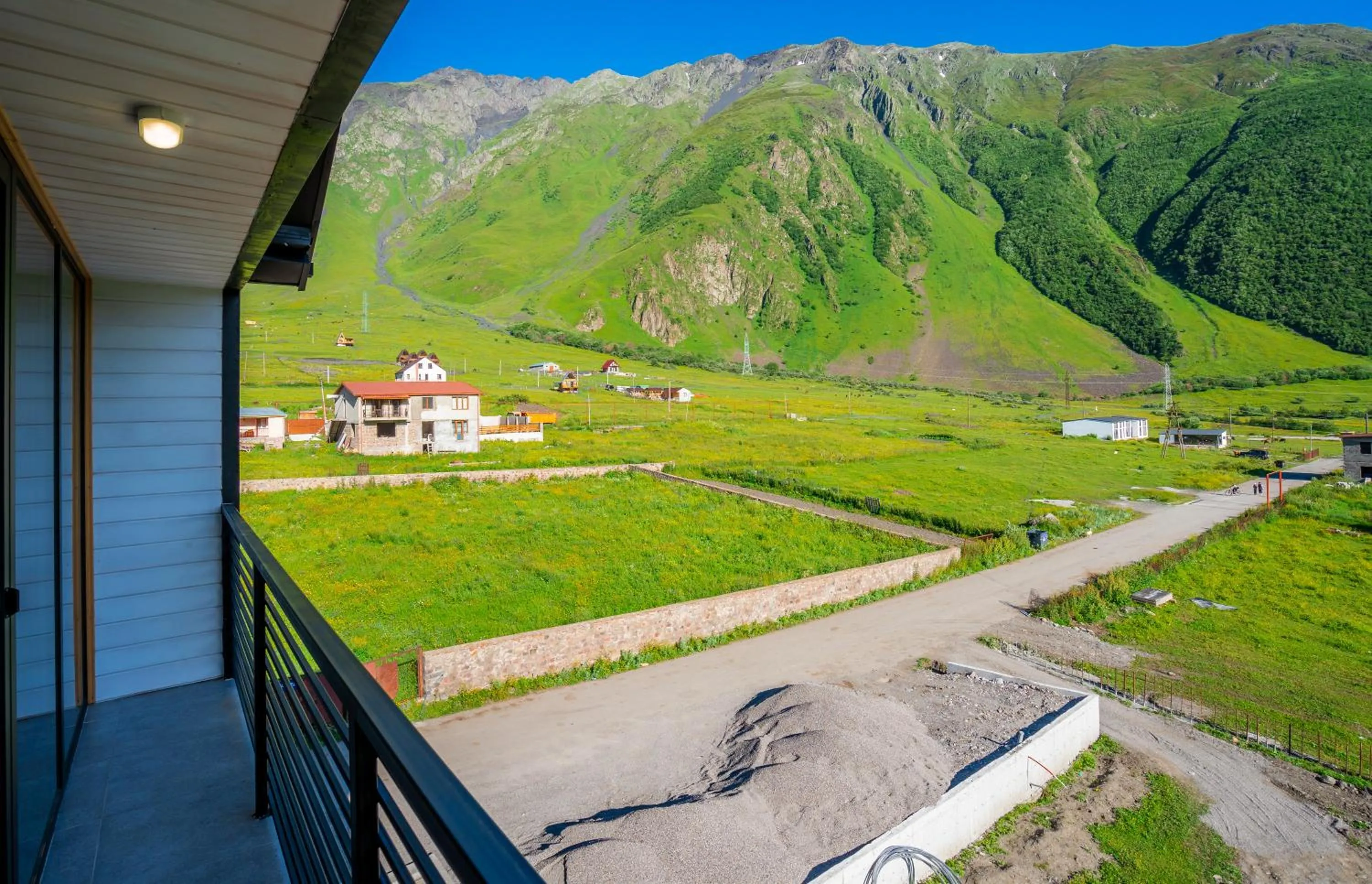 Garden view in Hotel Darchi Kazbegi