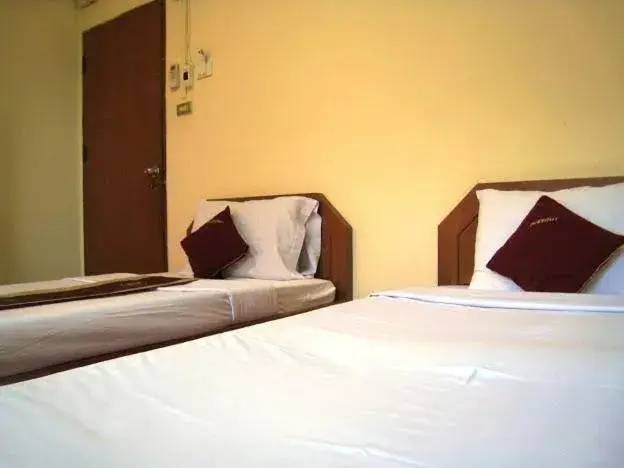 Standard Double or Twin Room in Choktawee Mansion Lampang Standard Double or Twin Room in Choktawee Mansion Lampang