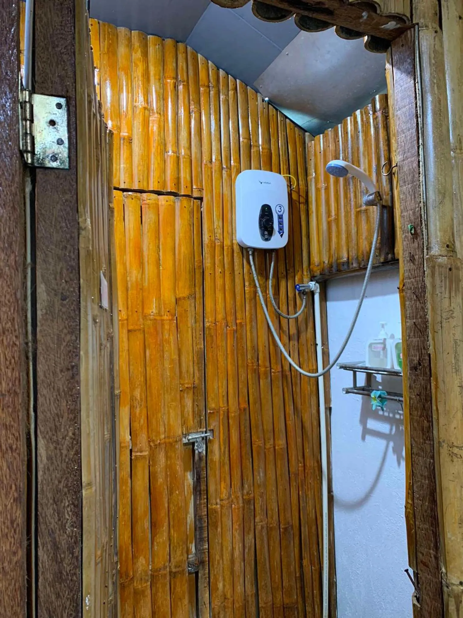 Shower in Ohlala Hostel