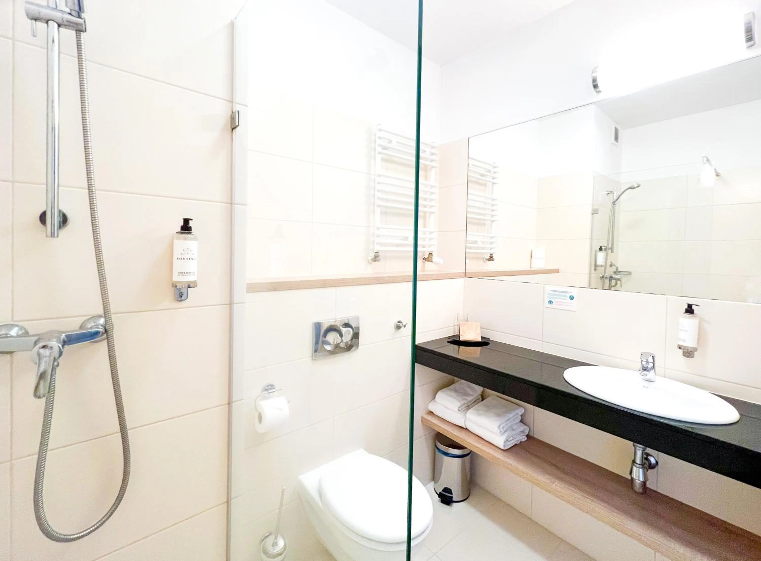 Bathroom in Tristan Hotel & SPA