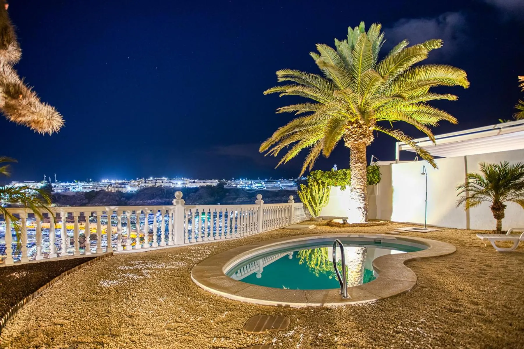 Stunning Villa with Breathtaking Ocean View