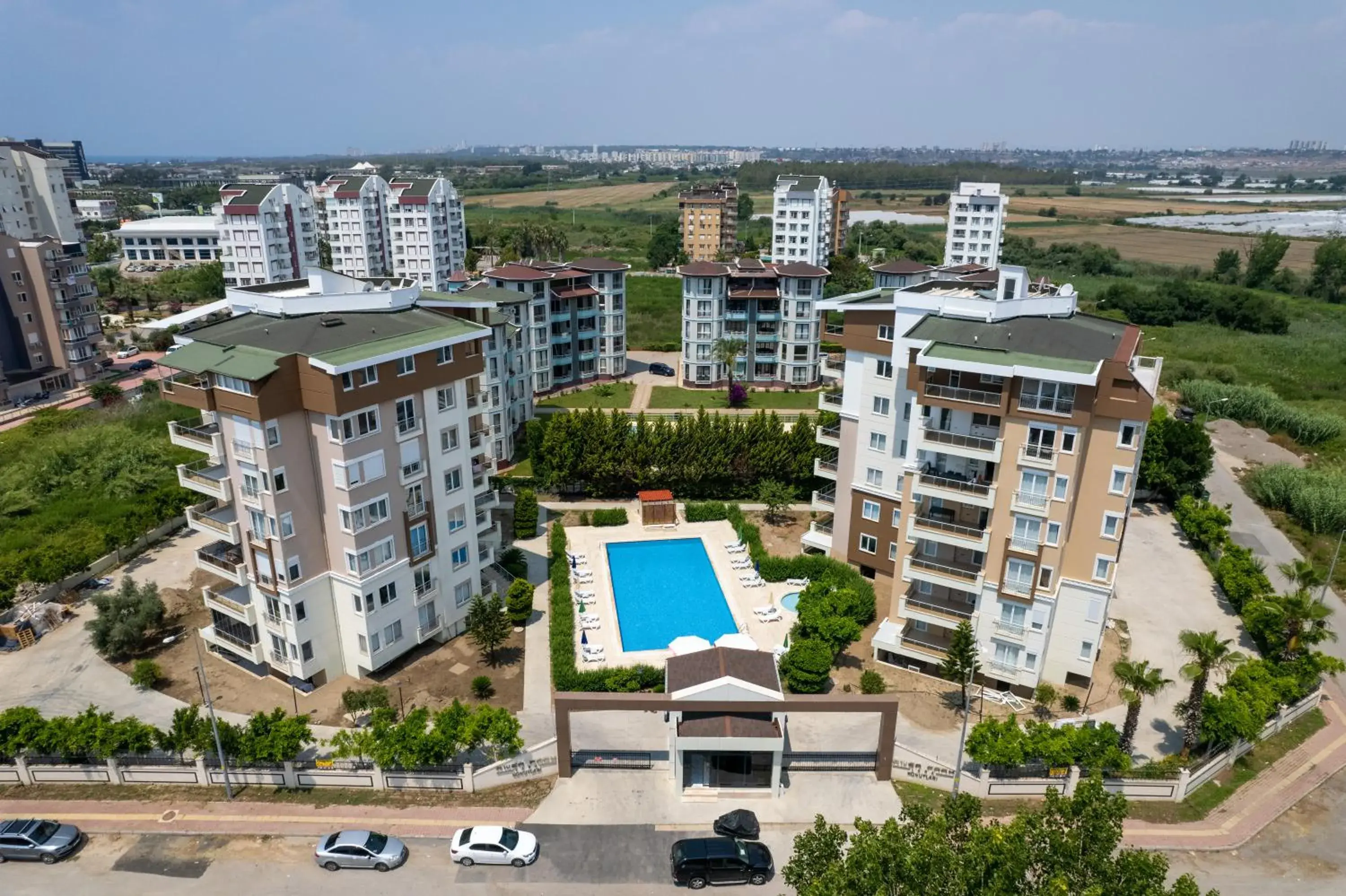 Property building in River Park Residence Lara Property building in River Park Residence Lara